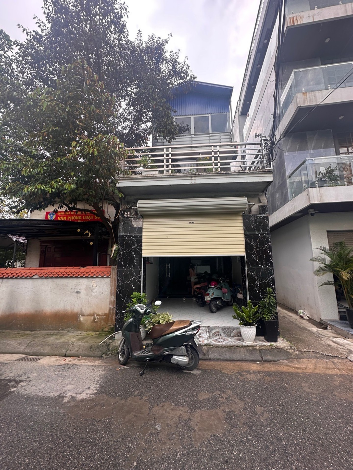 Bán nhà riêng mặt phố Quỳnh Cư, lô góc, 3 tầng, diện tích 86.2 m²