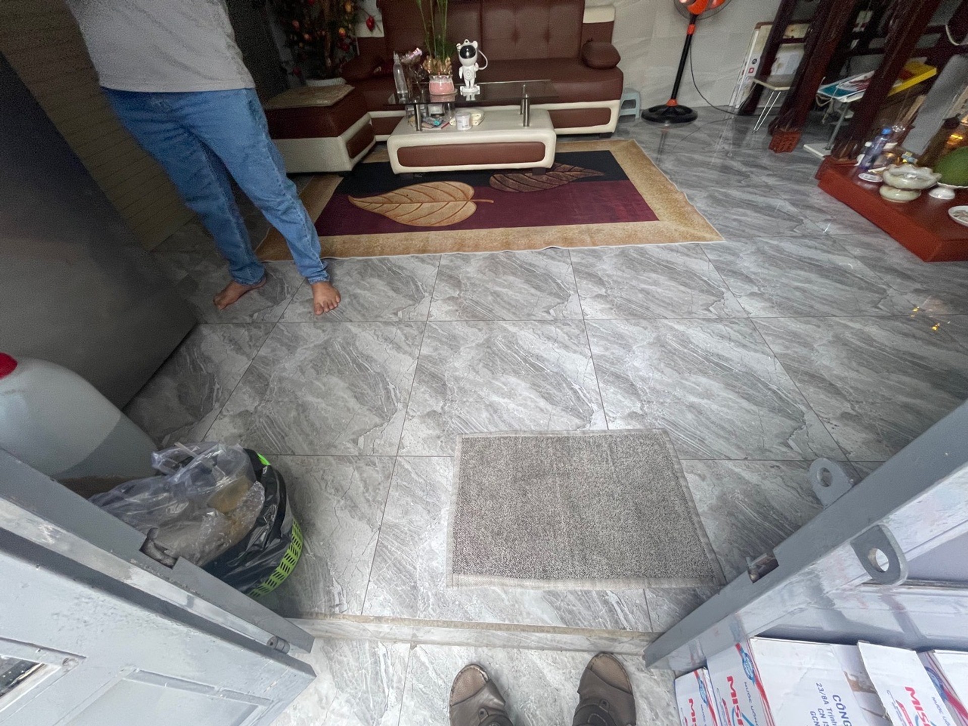 Bán nhà 2 tầng 61m2 mặt tiền rộng tại Tân Bình giá tốt