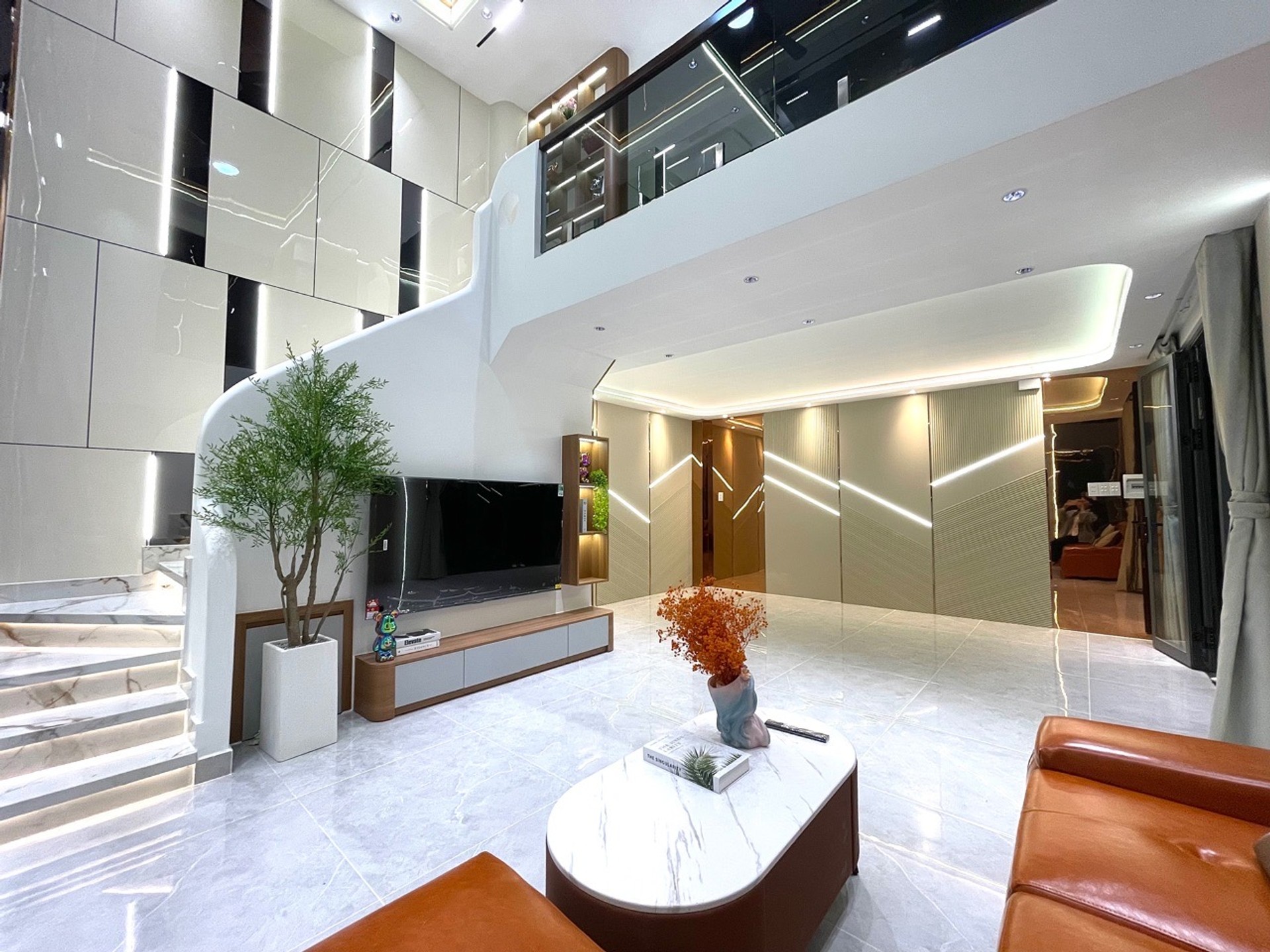 Bán nhà riêng 5 tầng 44m2 tại phường Thông Tây Hội, Gò Vấp, giá tốt