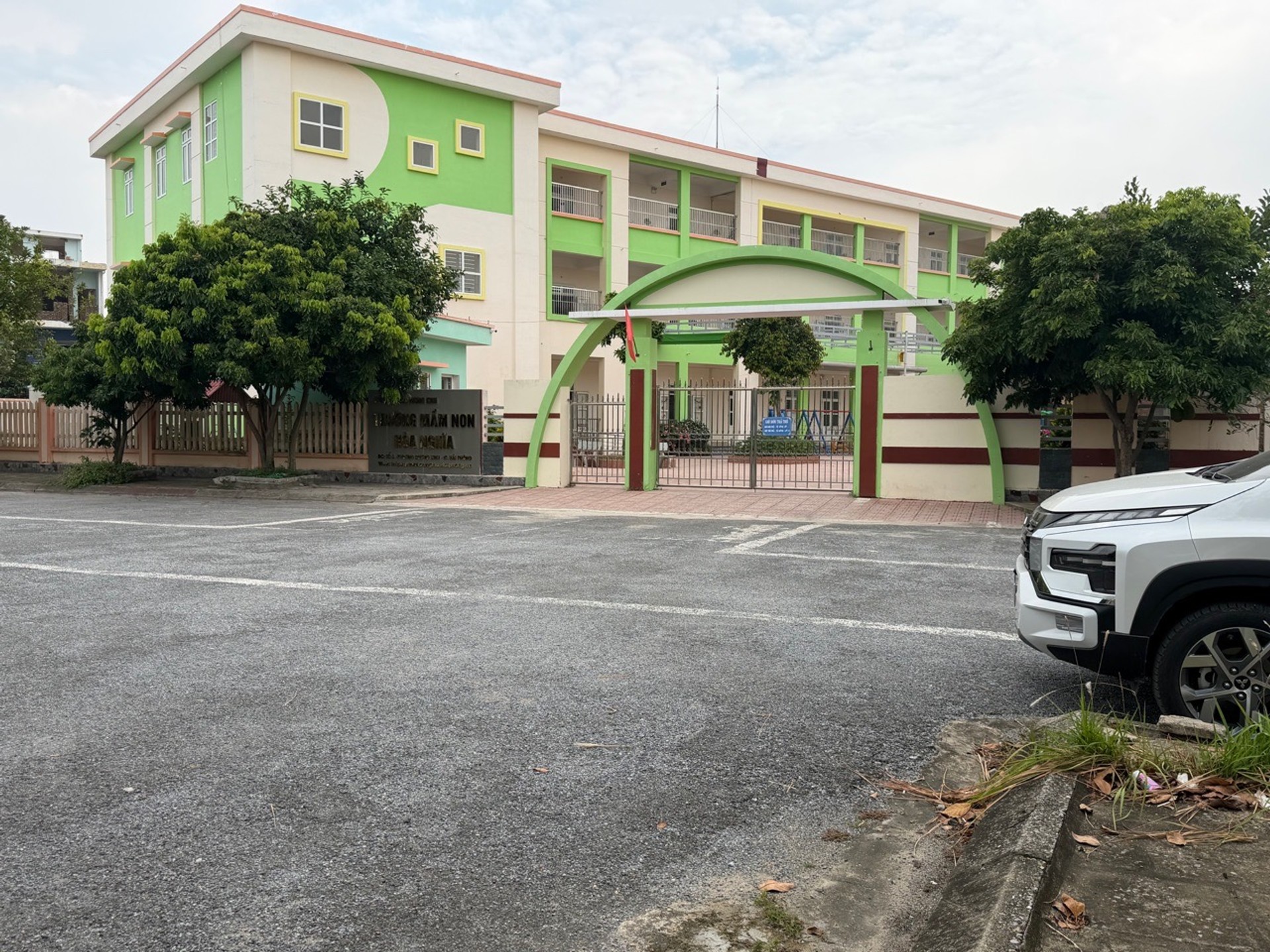 Bán nhà riêng khu TĐC Dương Kinh, diện tích 218m², mặt tiền 11.5m, giá 5.9 tỷ