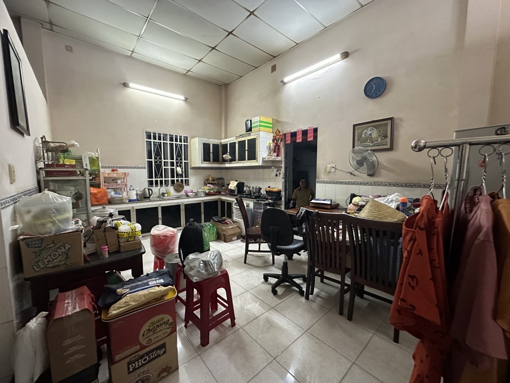 CHẤN ĐỘNG CHỦ GIẢM 2 tỷ- BÁN 20 phòng trọ-435M²( 14x31) SỔ FULL THỔ CƯ -THỦ ĐỨC-chỉ còn : 16 tỷ ~
