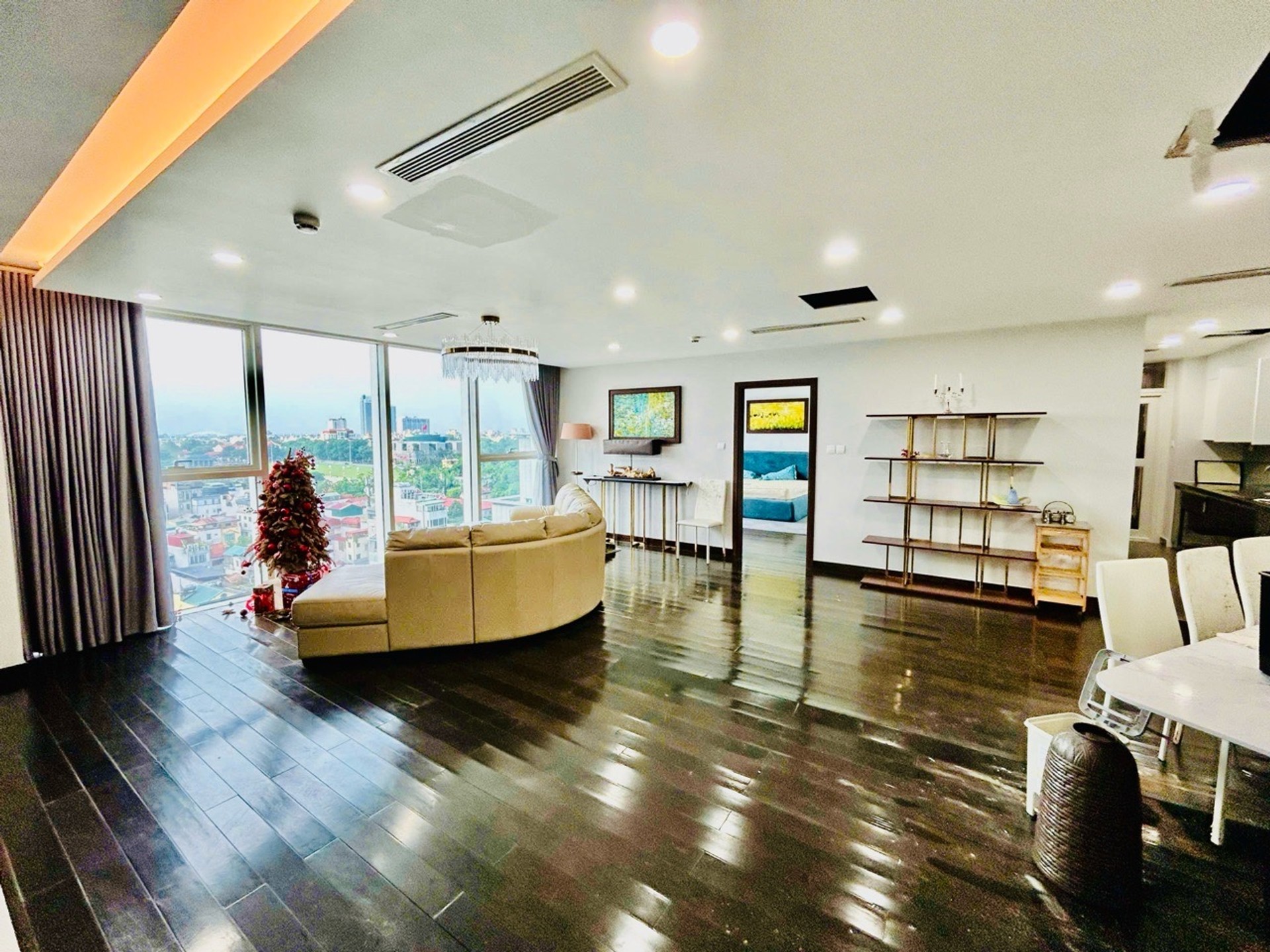 Căn hộ VIP view Lăng Bác giữa trung tâm Ba Đình