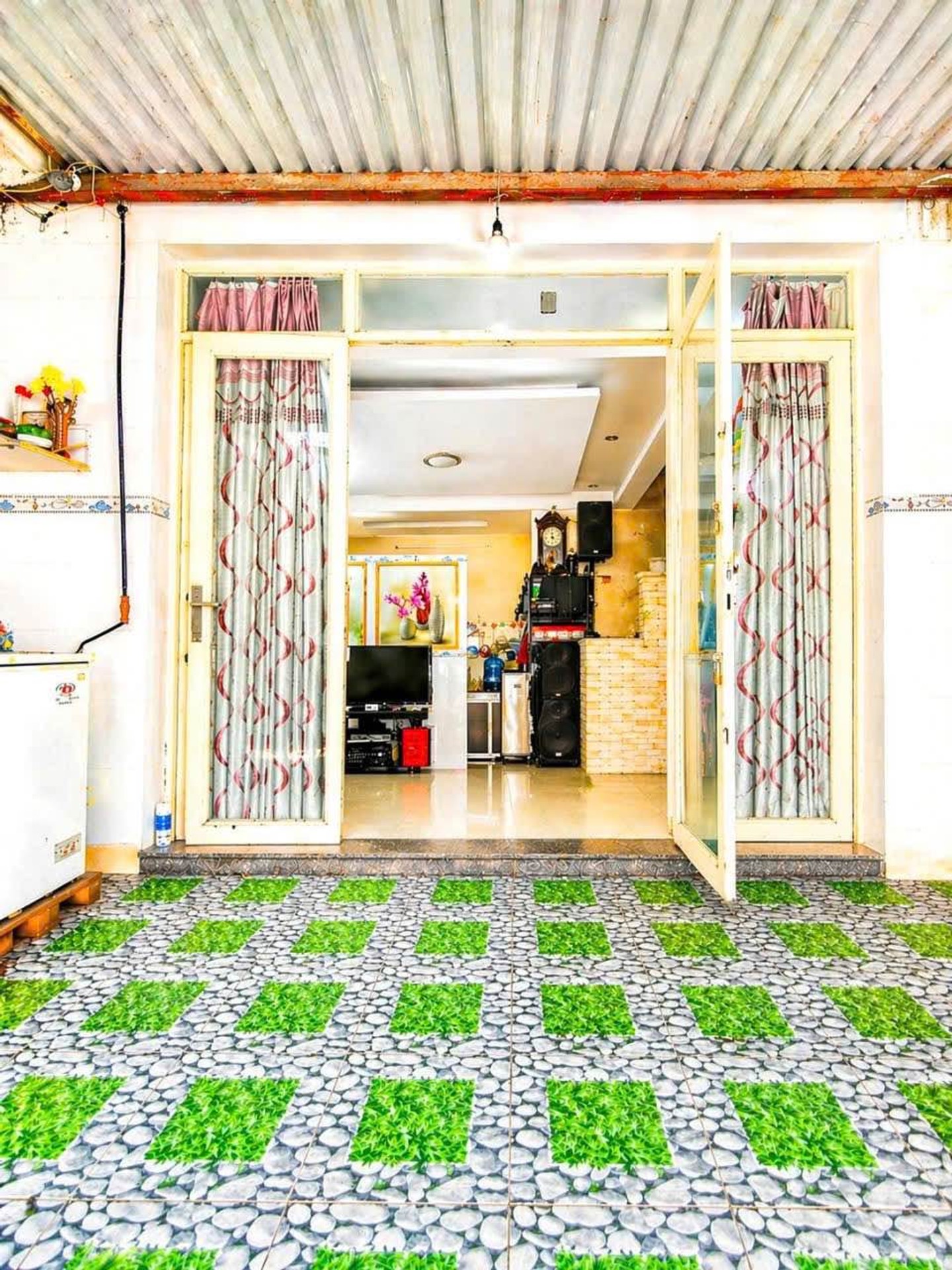 Bán nhà mặt phố 2 tầng diện tích 39m2 giá 5.3 tỷ tại Tân Phú