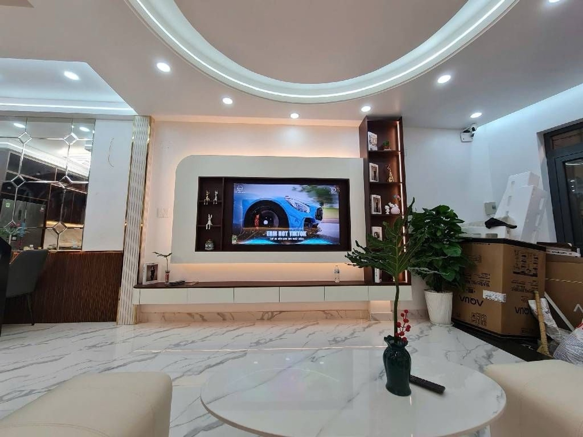 🔥( QUẬN 7 ) NHÀ MỚI – FULL NỘI THẤT – HẺM THÔNG BÙI VĂN BA

🏡 DT: 4,3m x 13m