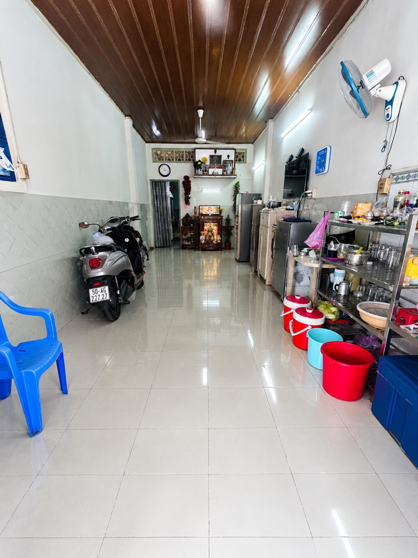 Bán nhà mặt phố kinh doanh đường Cô Giang Quận 1, 57m2, 2 tầng