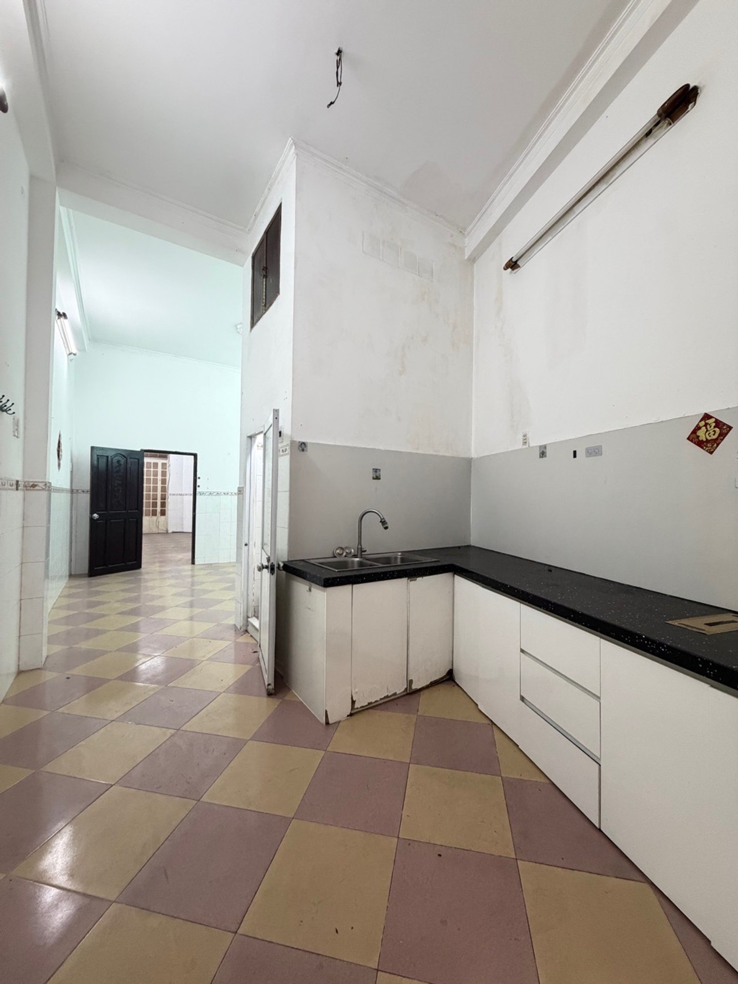 SÁT MẶT TIỀN HẢI THƯỢNG LÃN ÔNG - QUẬN 5 - NHÀ 3 TẦNG BTCT - GẦN 90m2 -THÍCH HỢP Ở HOẶC KINH DOANH