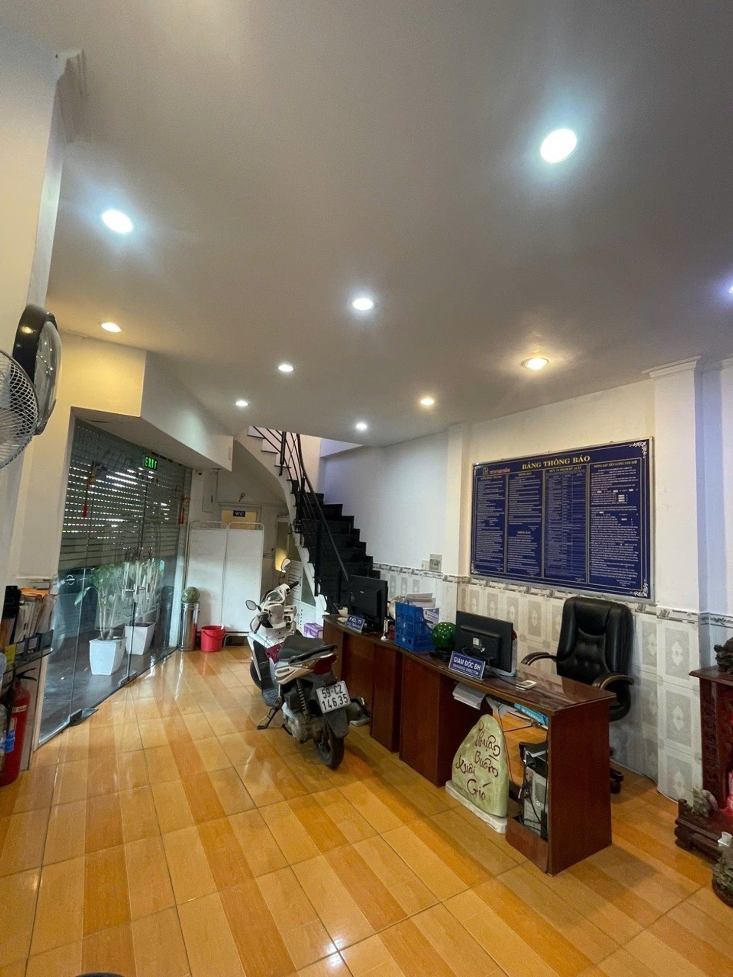 Bán nhà mặt phố phường Tân Thuận, Quận 7, diện tích 37m², mặt tiền 4m, giá 10.5 tỷ - 0934 194 634