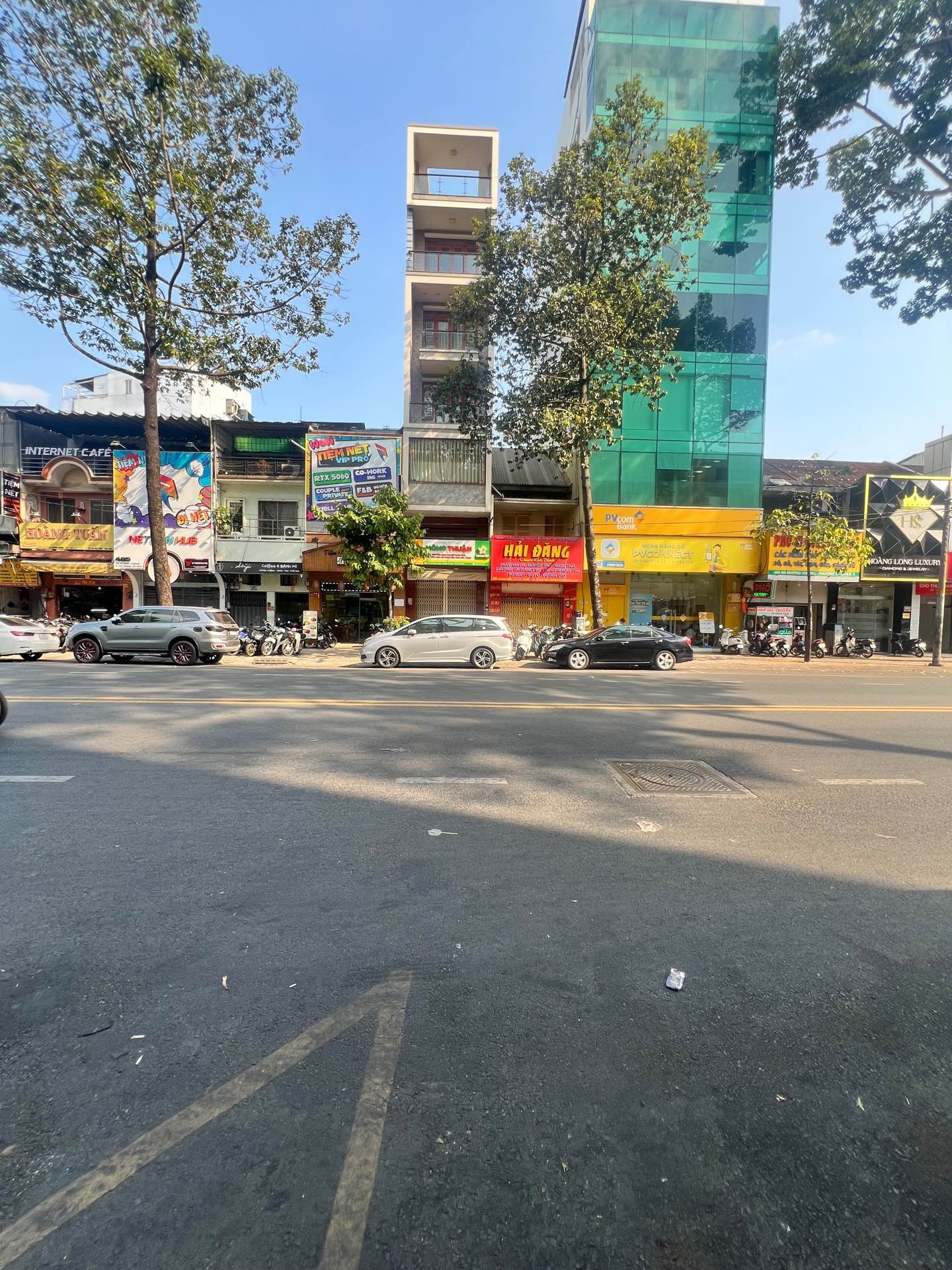 Nhà 6 Tầng Thang Máy An Dương Vương - Kinh Doanh Sầm Uất