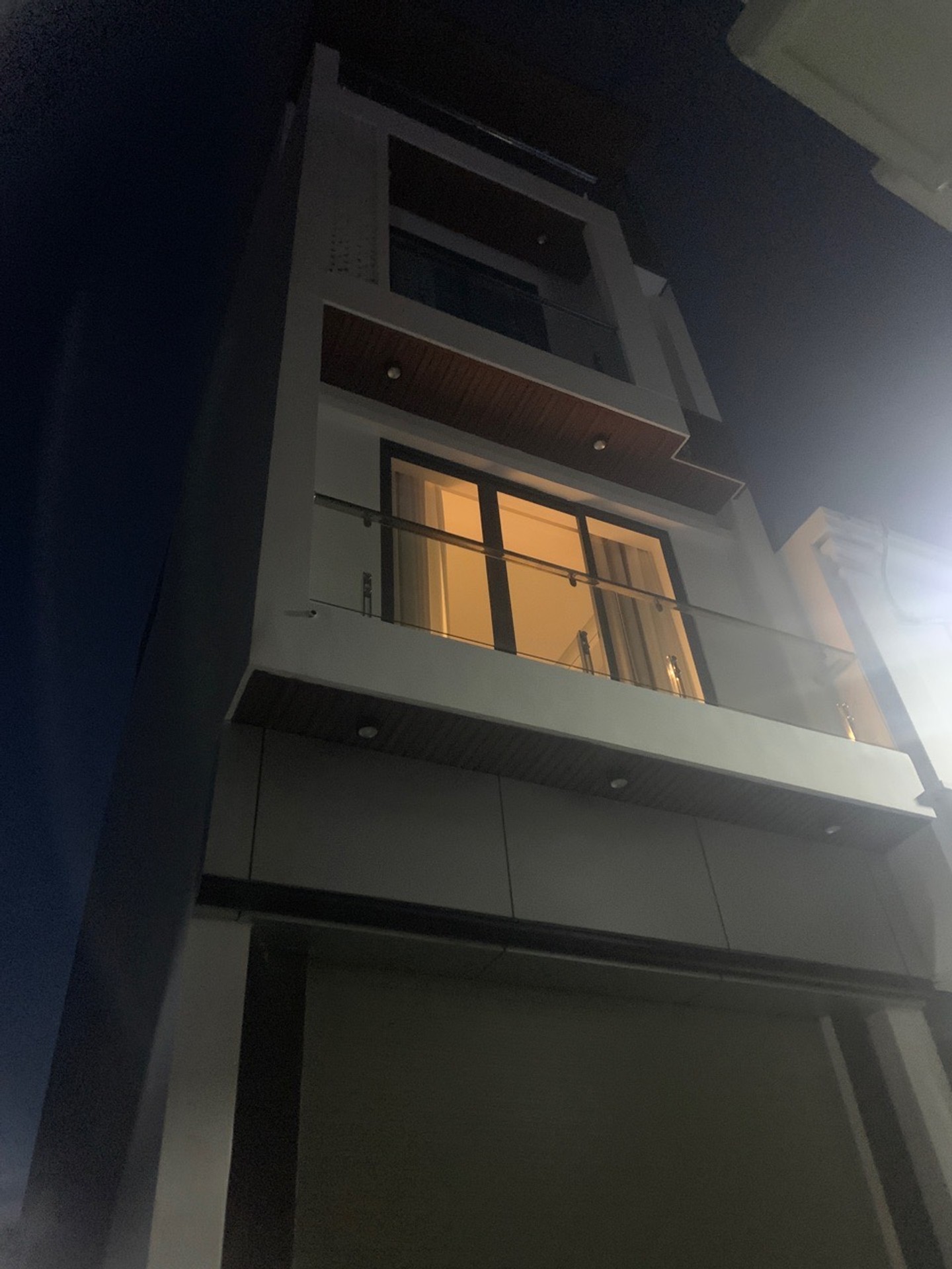 Nhà 4 tầng sẵn sàng đón bạn tại trung tâm An Dương