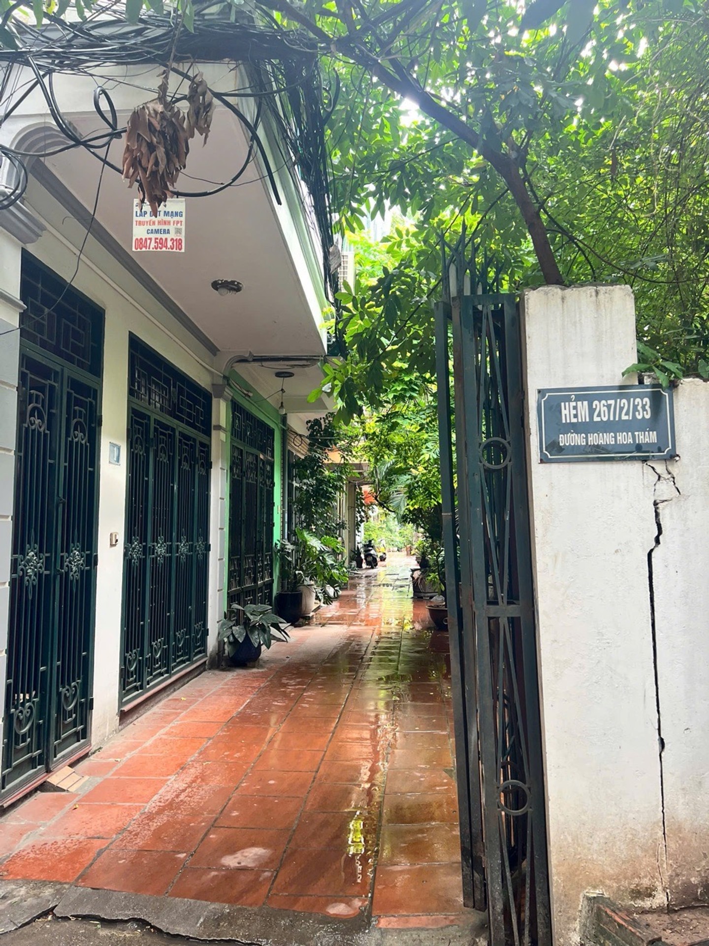 Nhà 4 tầng đẹp gần trung tâm Ba Đình, ô chờ thang máy tiện nghi