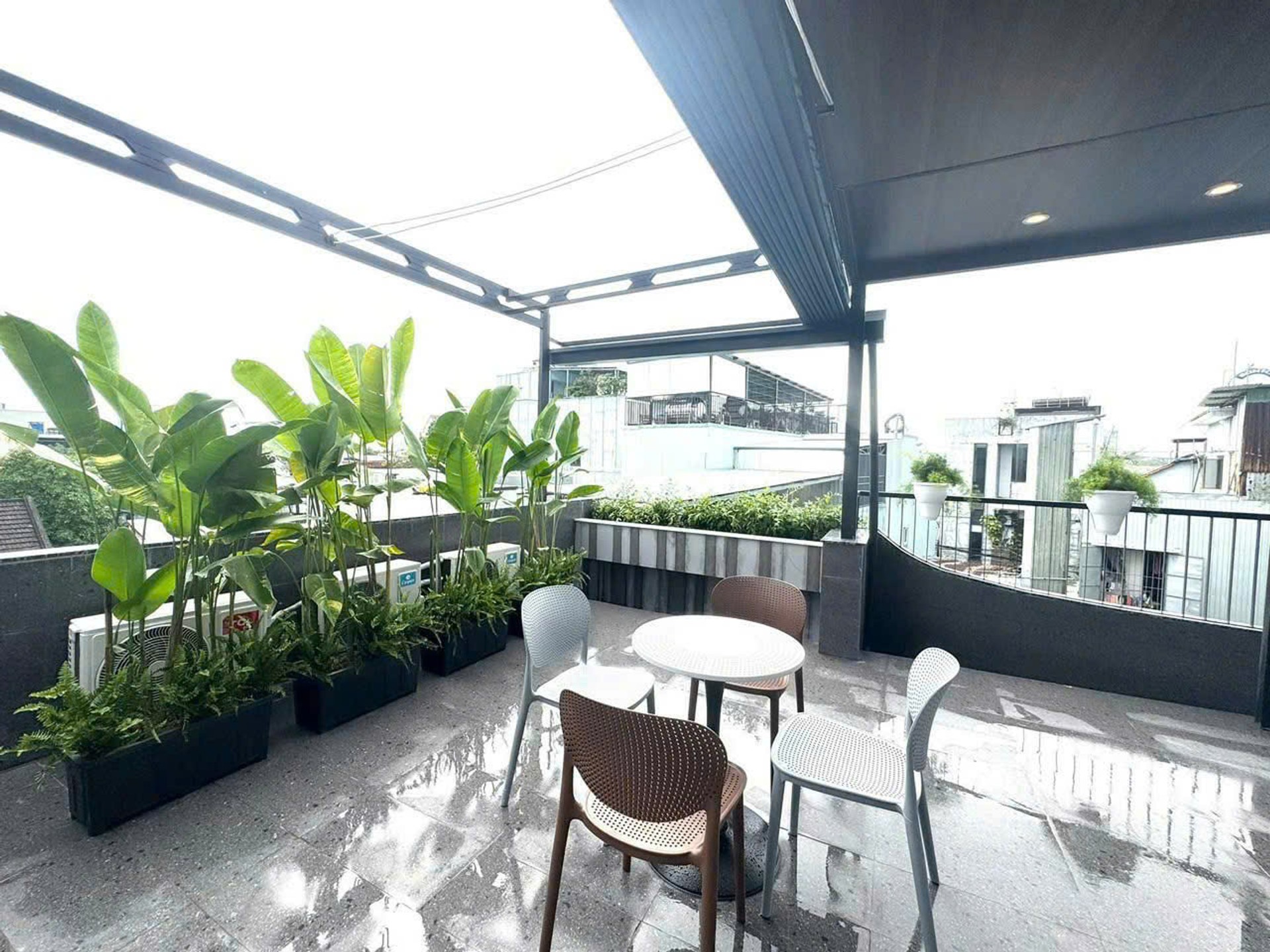 Nhà 3 tầng hiện đại tại Quận Cẩm Lệ giá 4,75 tỷ