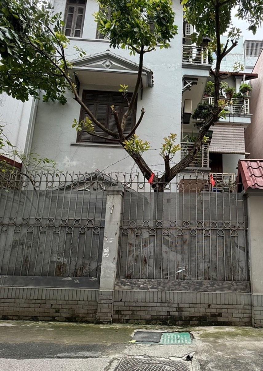 LẠC LONG QUÂN Ô TÔ VÀO NHÀ SIÊU PHẨM MẶT TIỀN RỘNG 8.2M