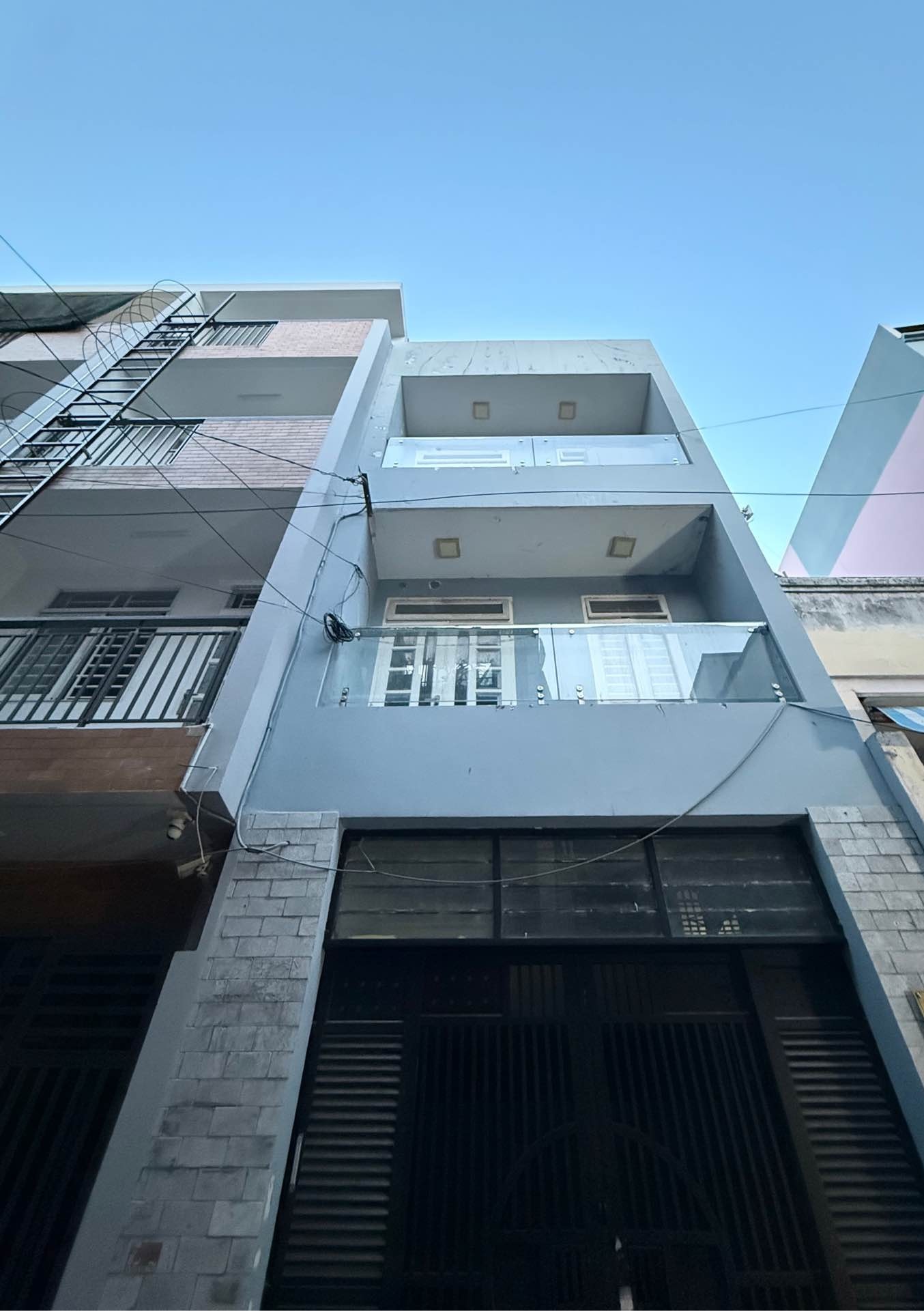 NHÀ ĐẸP NGAY LÊ TRỌNG TẤN -1 BÊN AEON TÂN PHÚ- TÂN PHÚ -48M2 -3 TẦNG -ĐƯỜNG OTO THÔNG -6.XT=0906+14