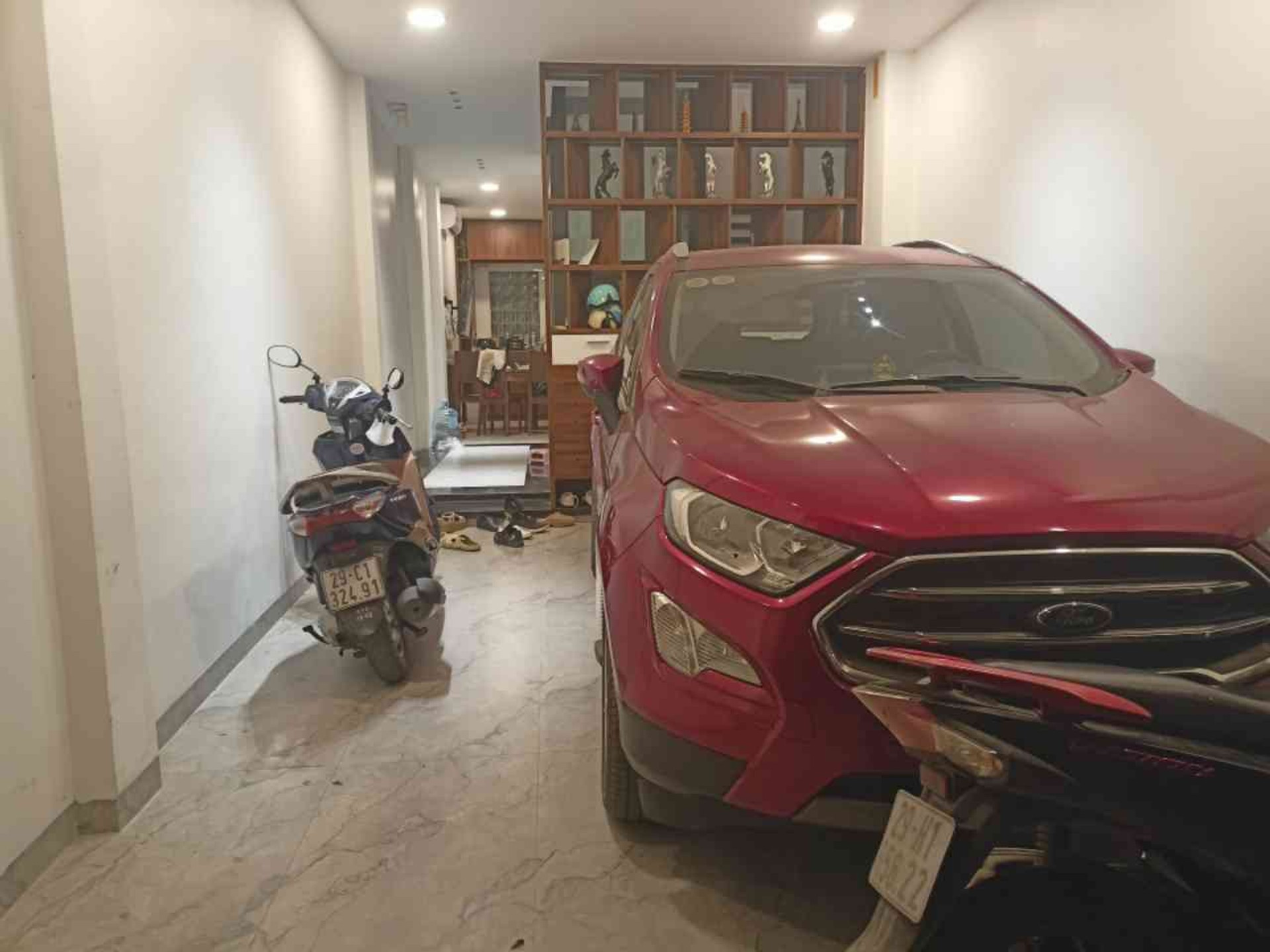 Bán nhà 5 tầng 54m2 Nguyễn văn linh , ngõ ô tô, gần Vinhomes Riverside