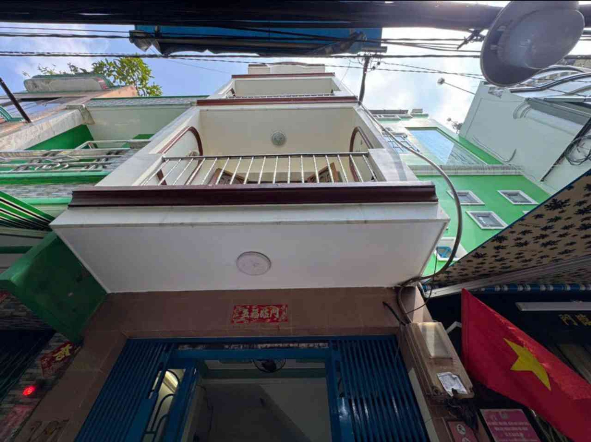 Nhà đẹp hẻm xe hơi quận 5, gần chợ lớn