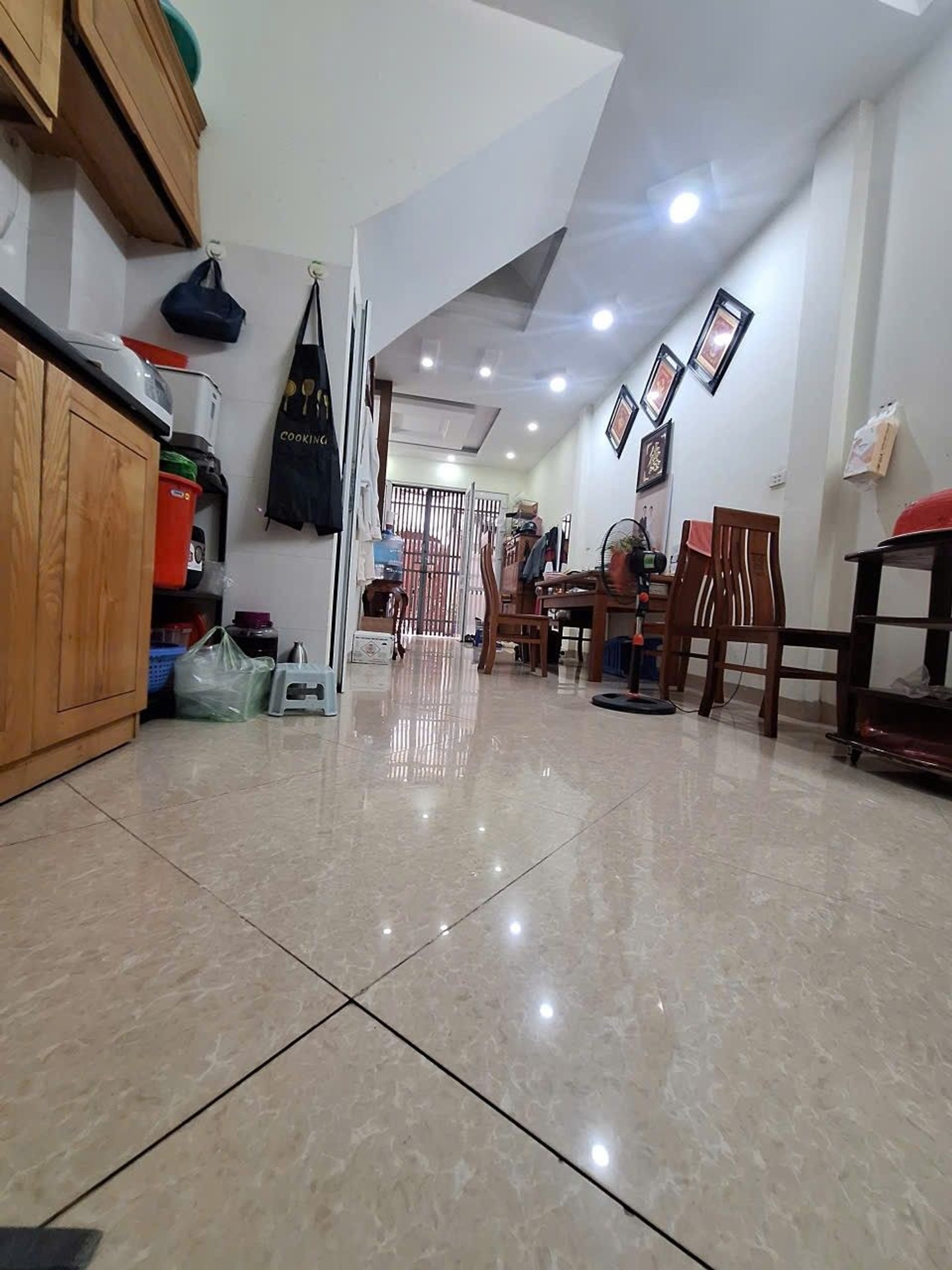 🔥🔥🔥 SIÊU PHẨM CẦU GIẤY - Ô TÔ ĐỖ CỬA - KINH DOANH ĐỈNH 💥💥💥📍 VỊ TRÍ VÀ TIỆN ÍCH:✨