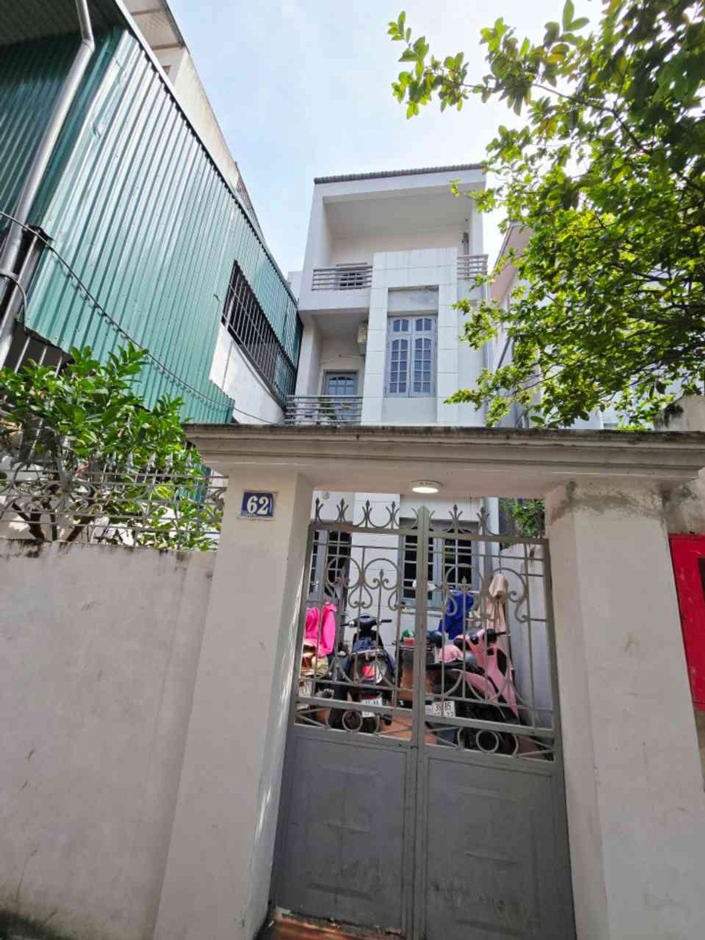 Bán nhà riêng mặt ngõ kinh doanh ô tô phường Bồ Đề, diện tích 102m², pháp lý cơ sở