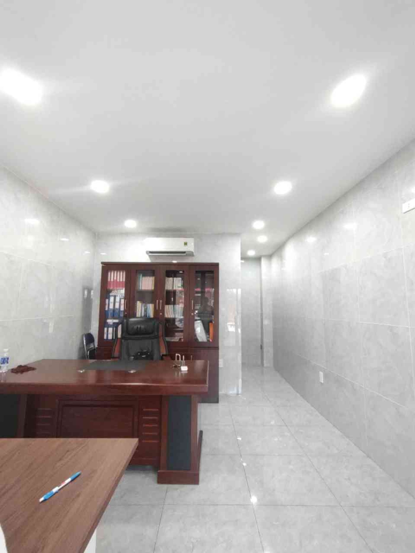 Nhà mặt tiền kinh doanh giá siêu hấp dẫn tại Bình Thới