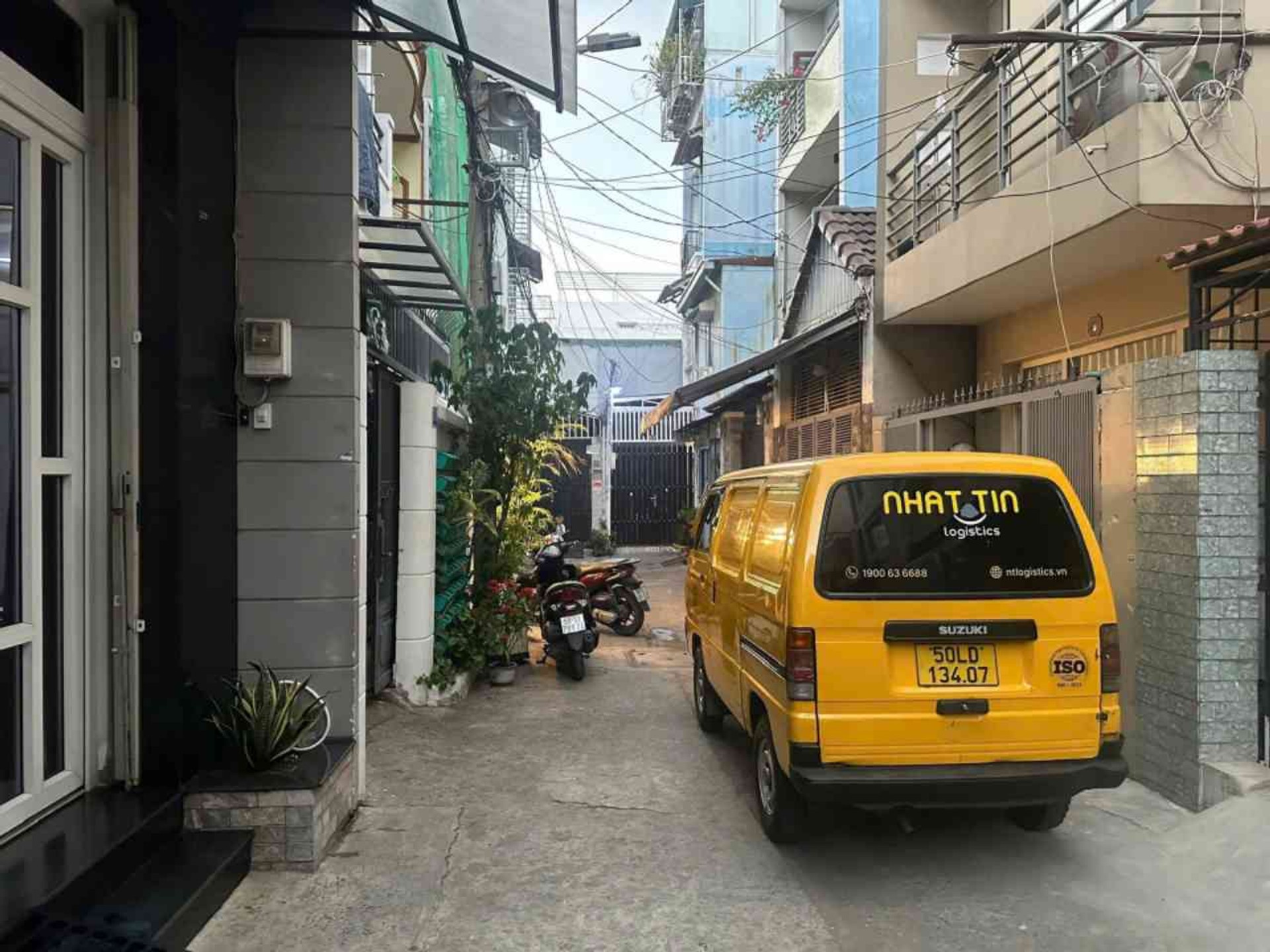 Nhà 4 tầng 4PN gần Bà Chiểu, hẻm xe hơi giá 8 tỷ
