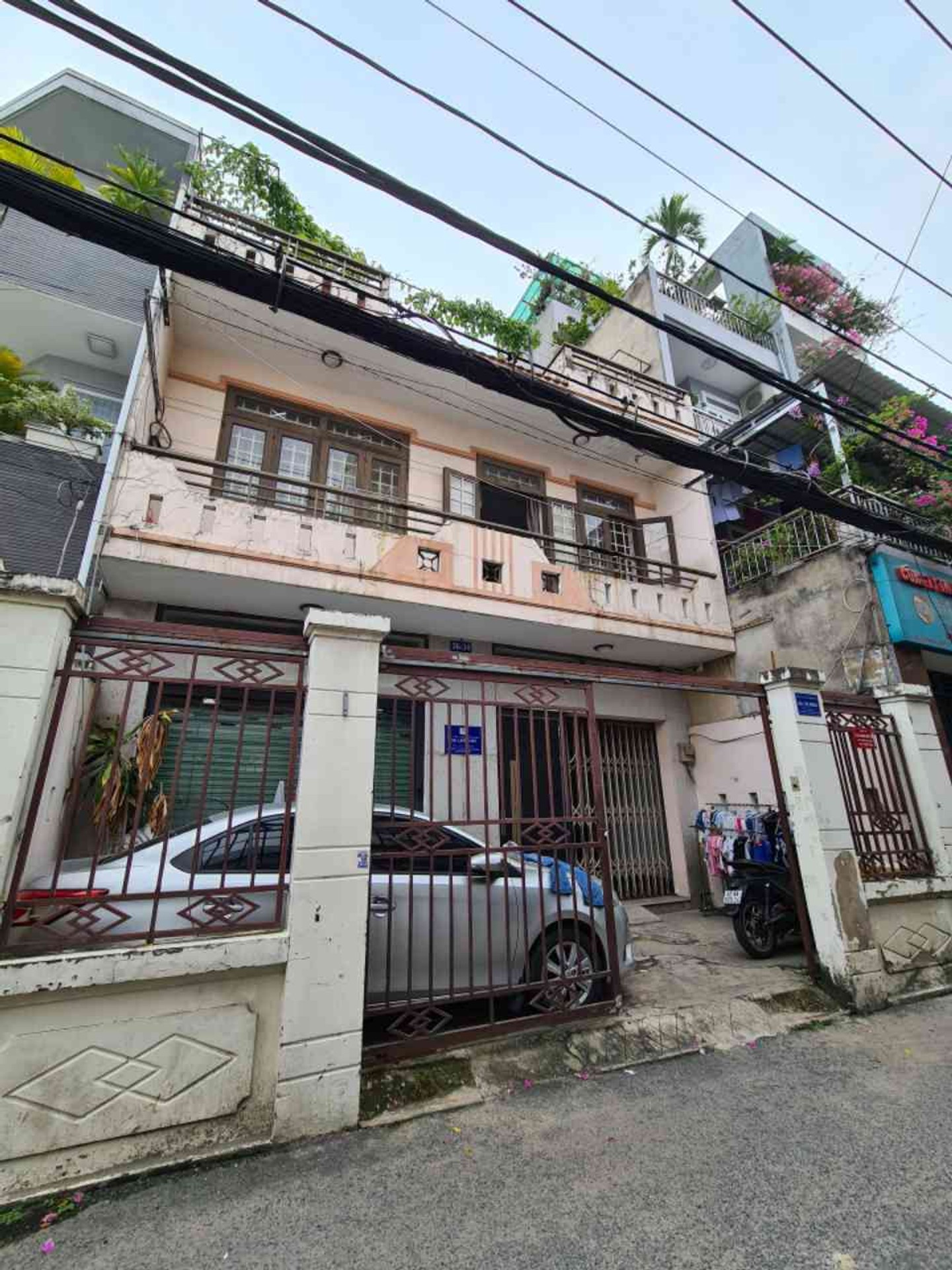 BÁN NHÀ HẺM NHỰA 6M-128m2 CN- NGANG BỀ THẾ 8M- 3 TẦNG TIỆN CẢI TẠO CHDV