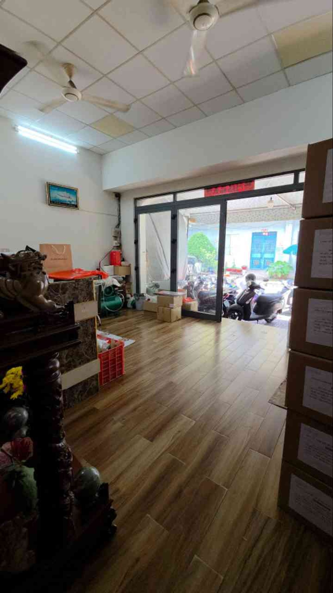 VIP - HIẾM - NGON - MTKD TRUNG TÂM NGAY ĐS 1 TÊN LỬA VIEW CÔNG VIÊN CHIM HÓT LÍU LO - 6x20m - 4 TẦN