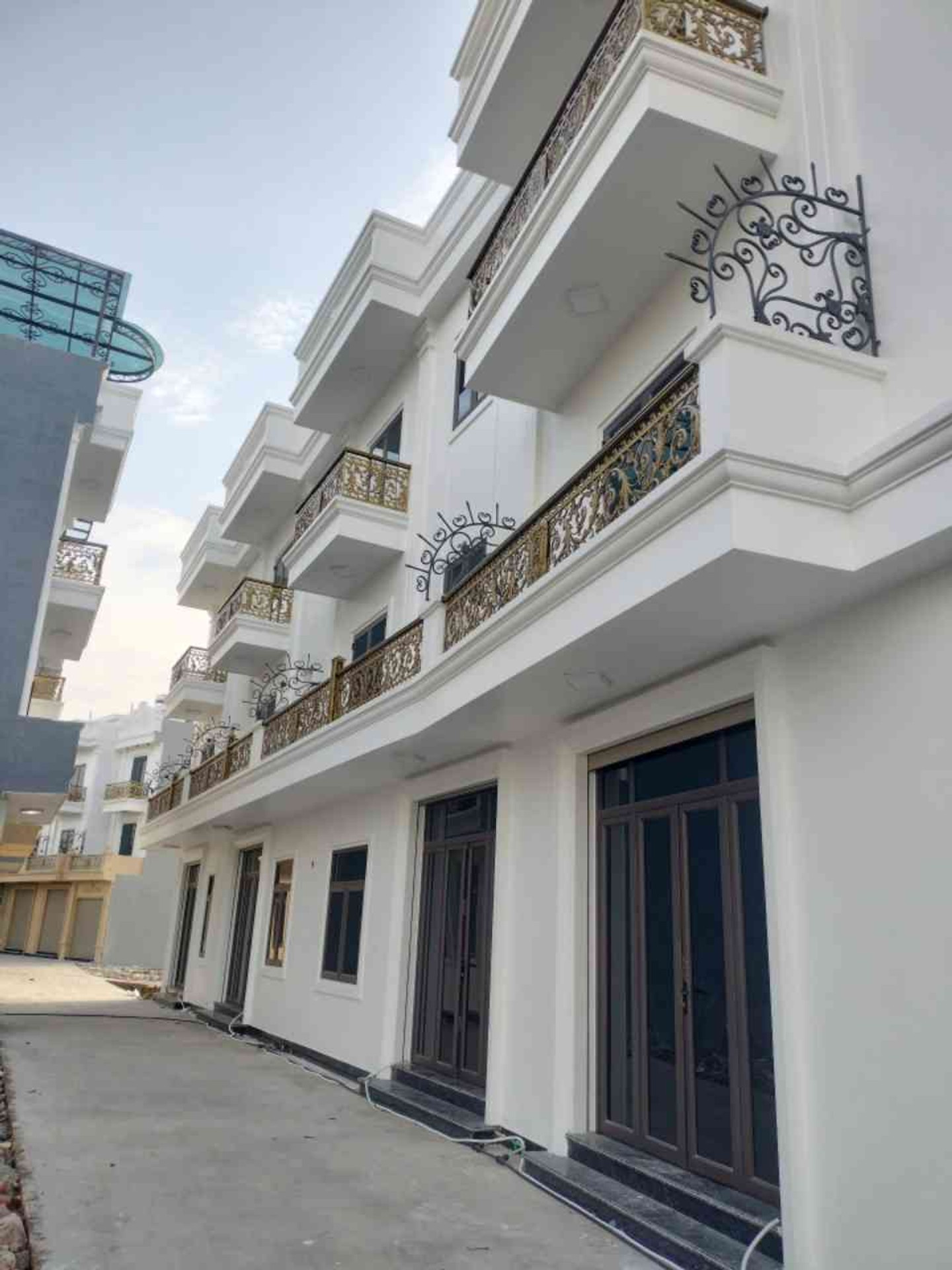 Nhà riêng hiện đại 4 tầng tại An Hải, An Dương với ôtô đỗ cửa tiện lợi
