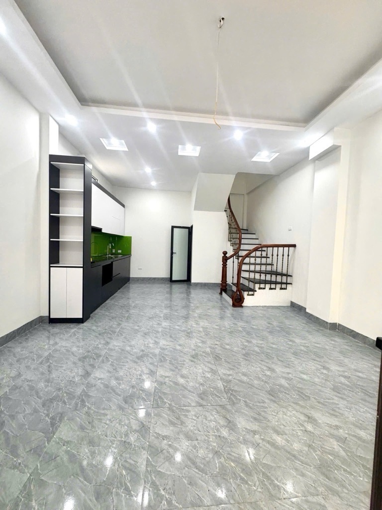 Cơ hội hiếm có tại Xuân Đỉnh - Nhà 5 tầng có thể lắp thang máy, ô tô lùi cửa