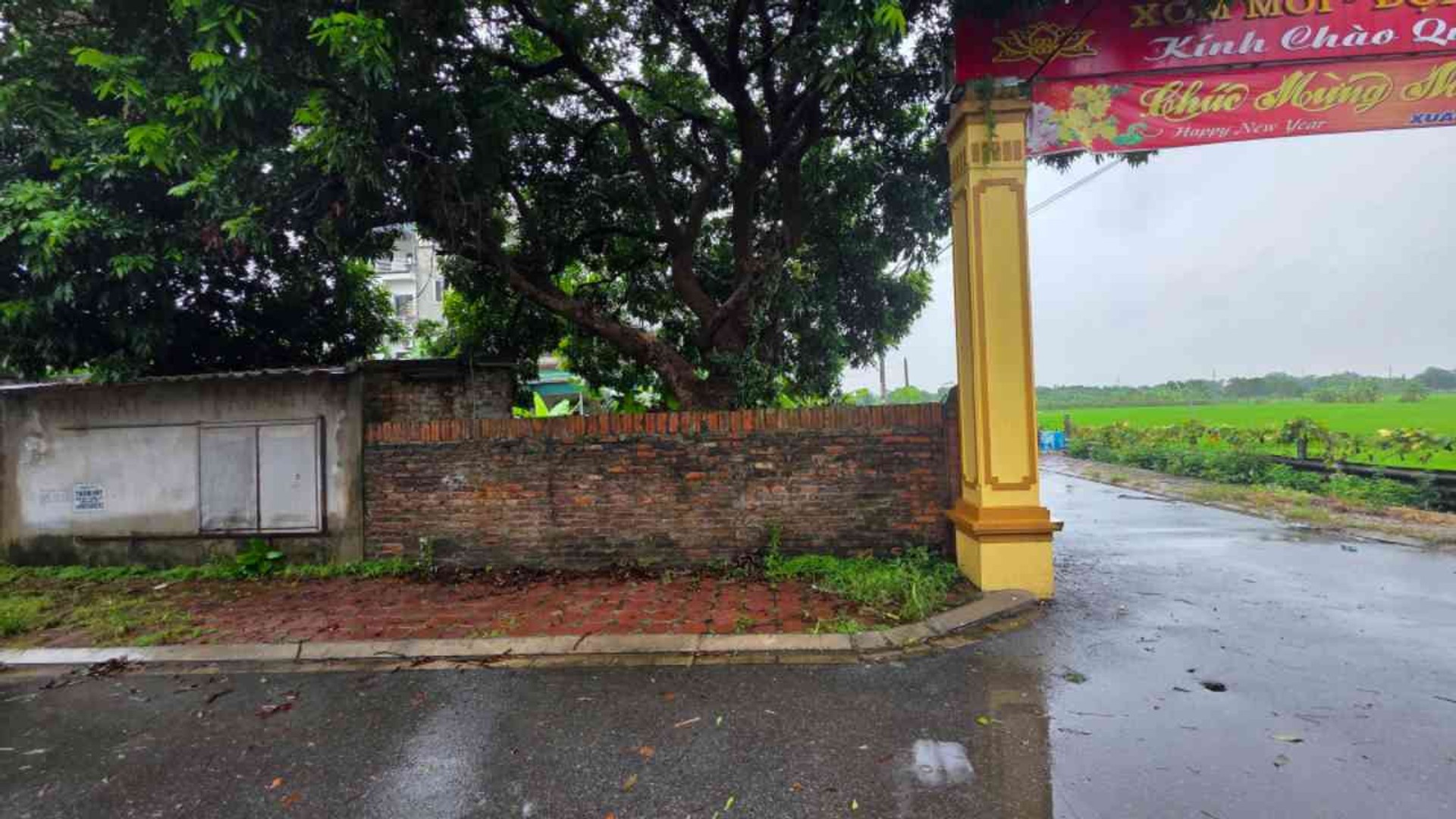 Lô góc đất vàng hai mặt tiền, ô tô vào tận nơi