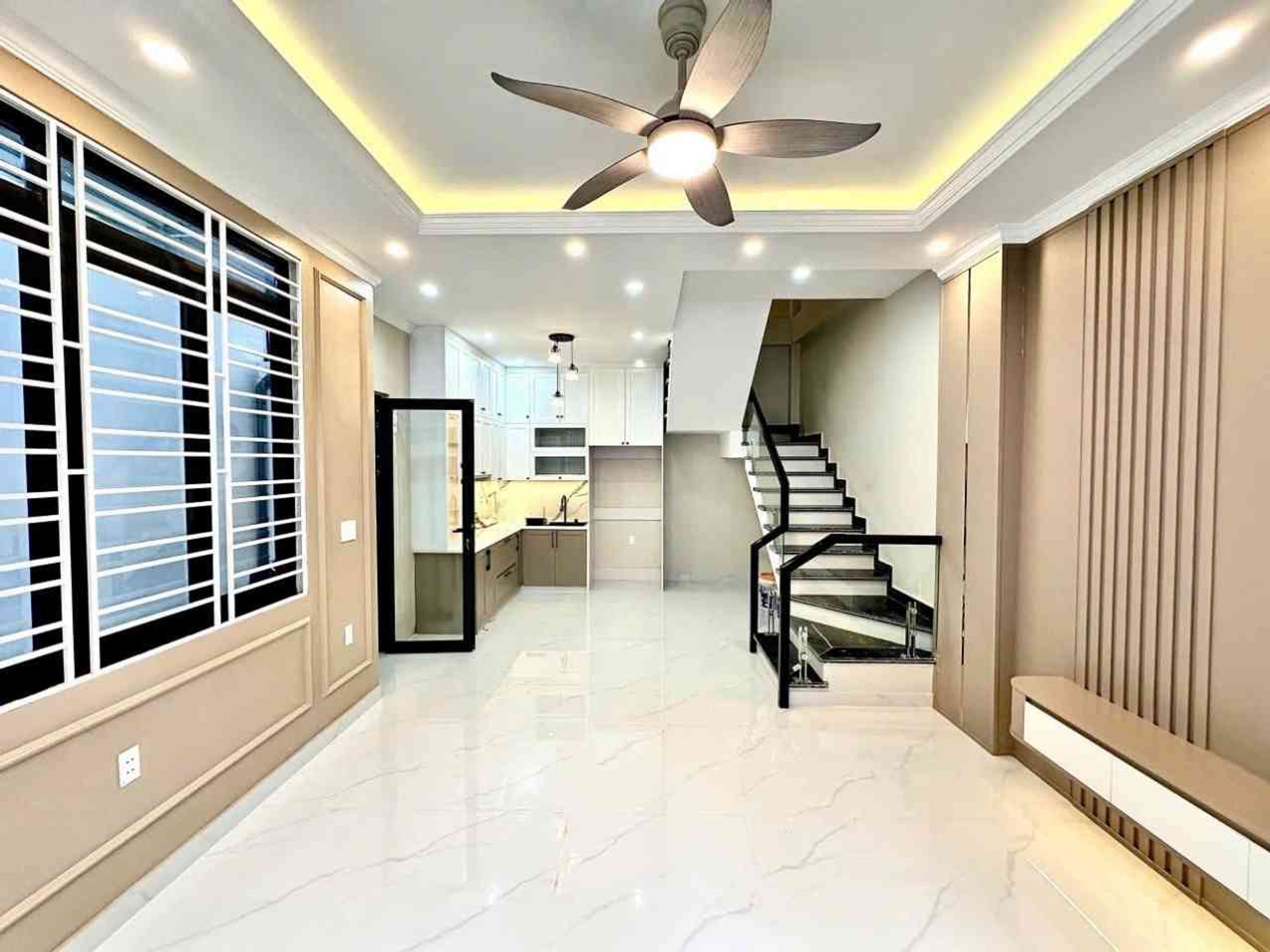 Cơ Hội Sở Hữu Nhà Riêng 4 Tầng Đẳng Cấp Tại Đà Nẵng