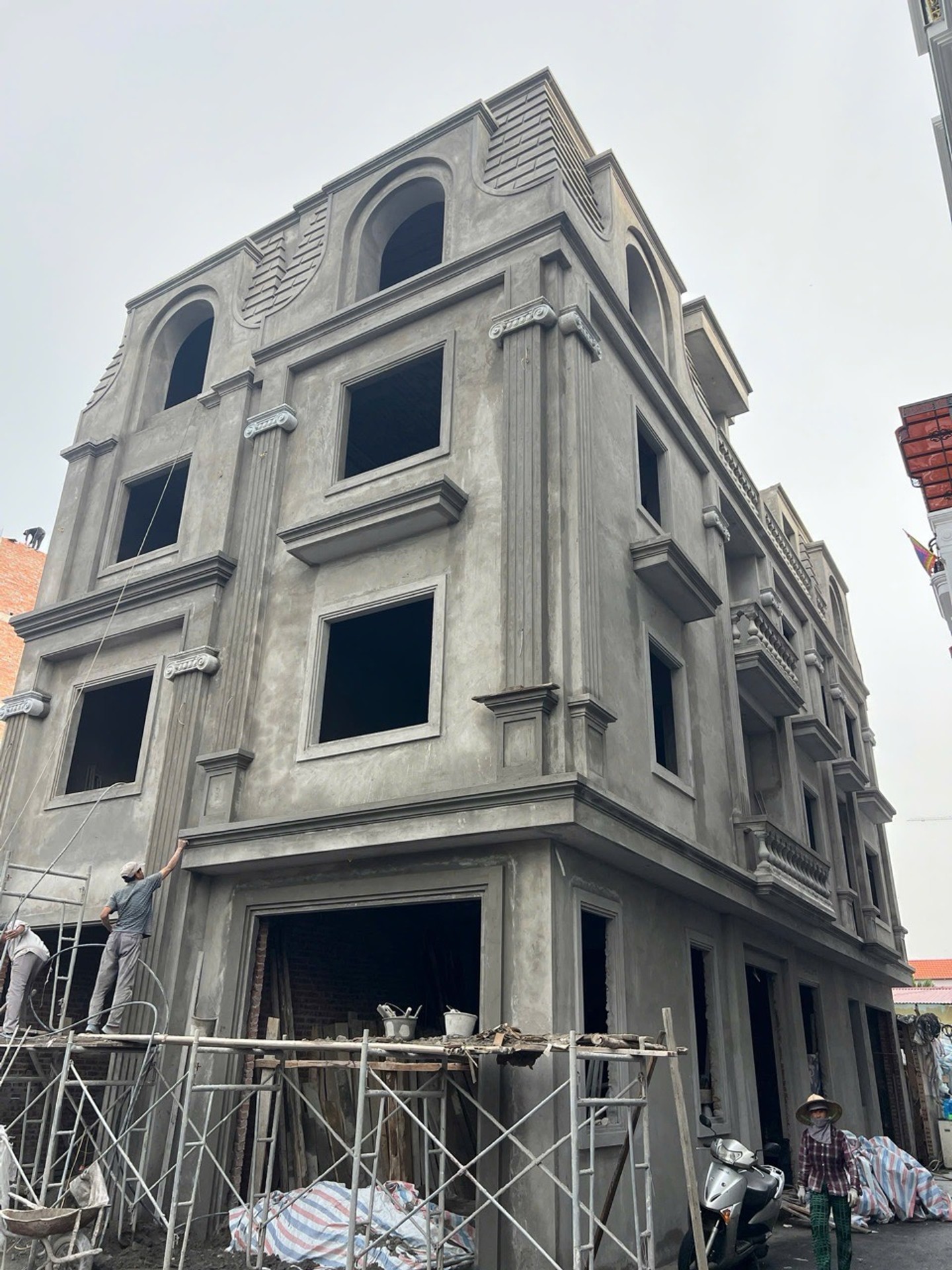 Nhà 4 Tầng Ô Tô Đỗ Cửa, Sống Ngay Trung Tâm Hồng Bàng
