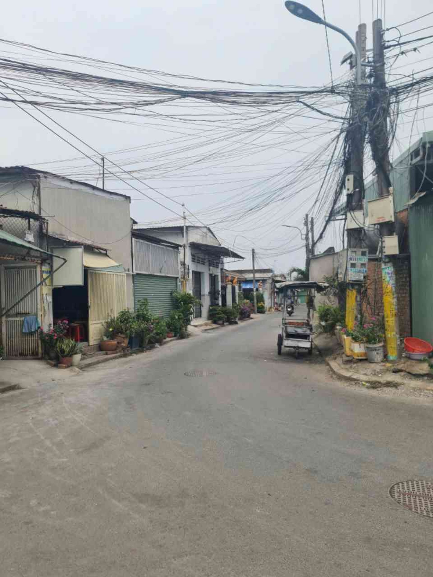 Bán nhà diện tích 378,9m2
Tại An Phú, Thuận An, Bình Dương cũ.