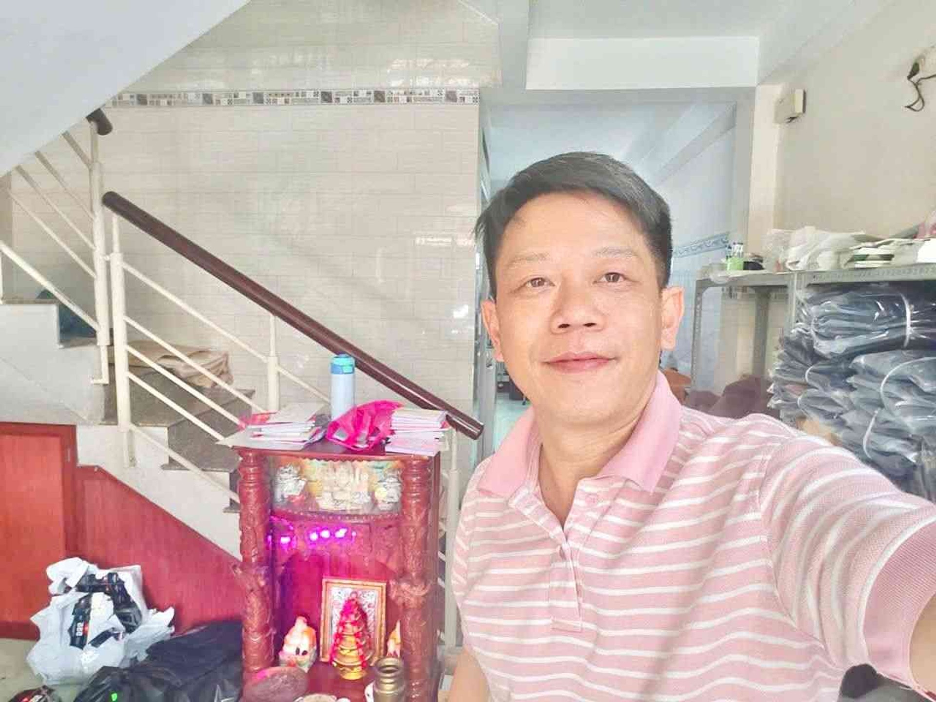 Nhà 5 tầng tiện nghi ngay chợ Tân Bình, giá hấp dẫn