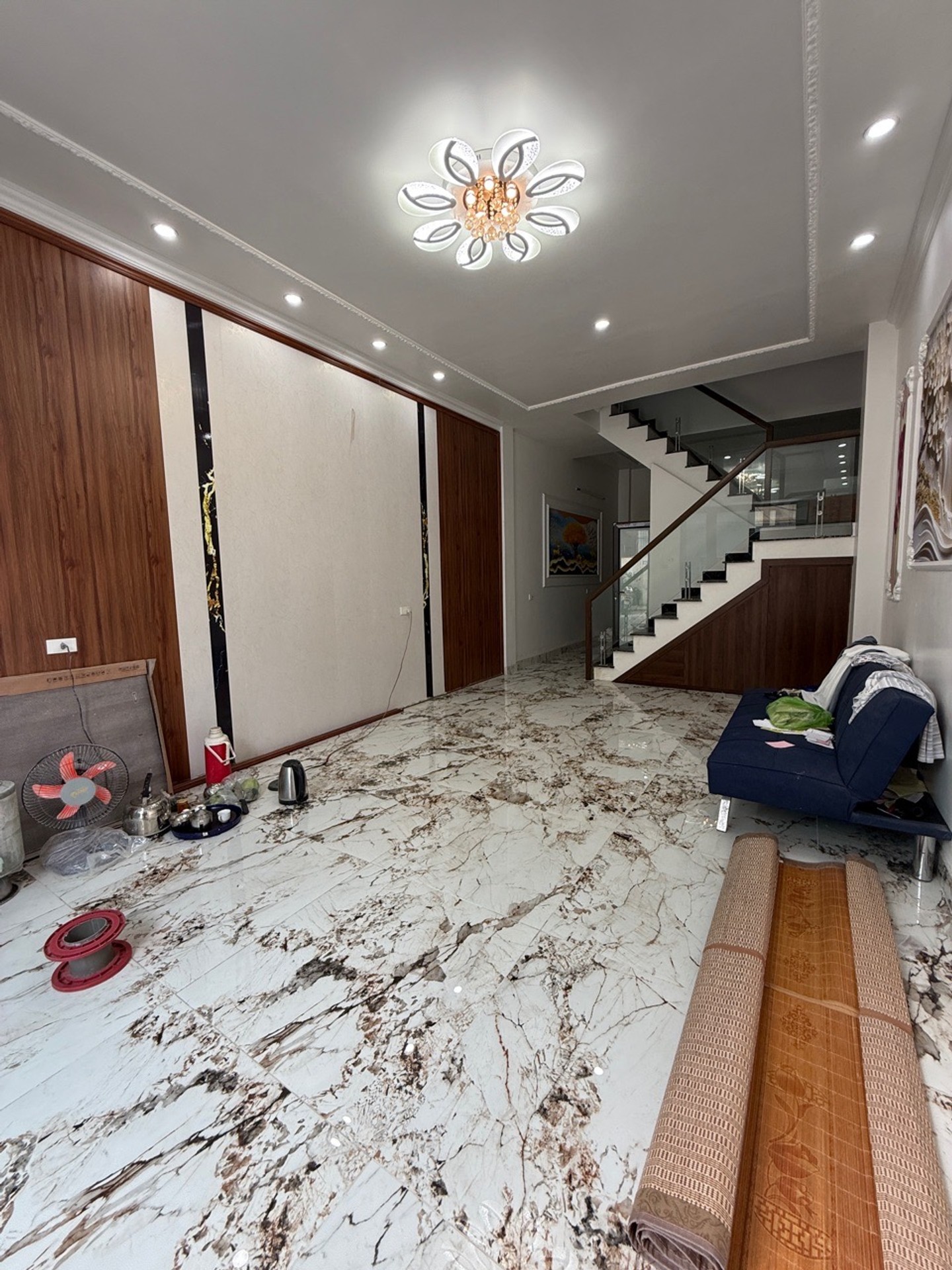 Cơ hội sở hữu nhà 3 tầng vị trí đắc địa gần mặt phố Trần Tất Văn