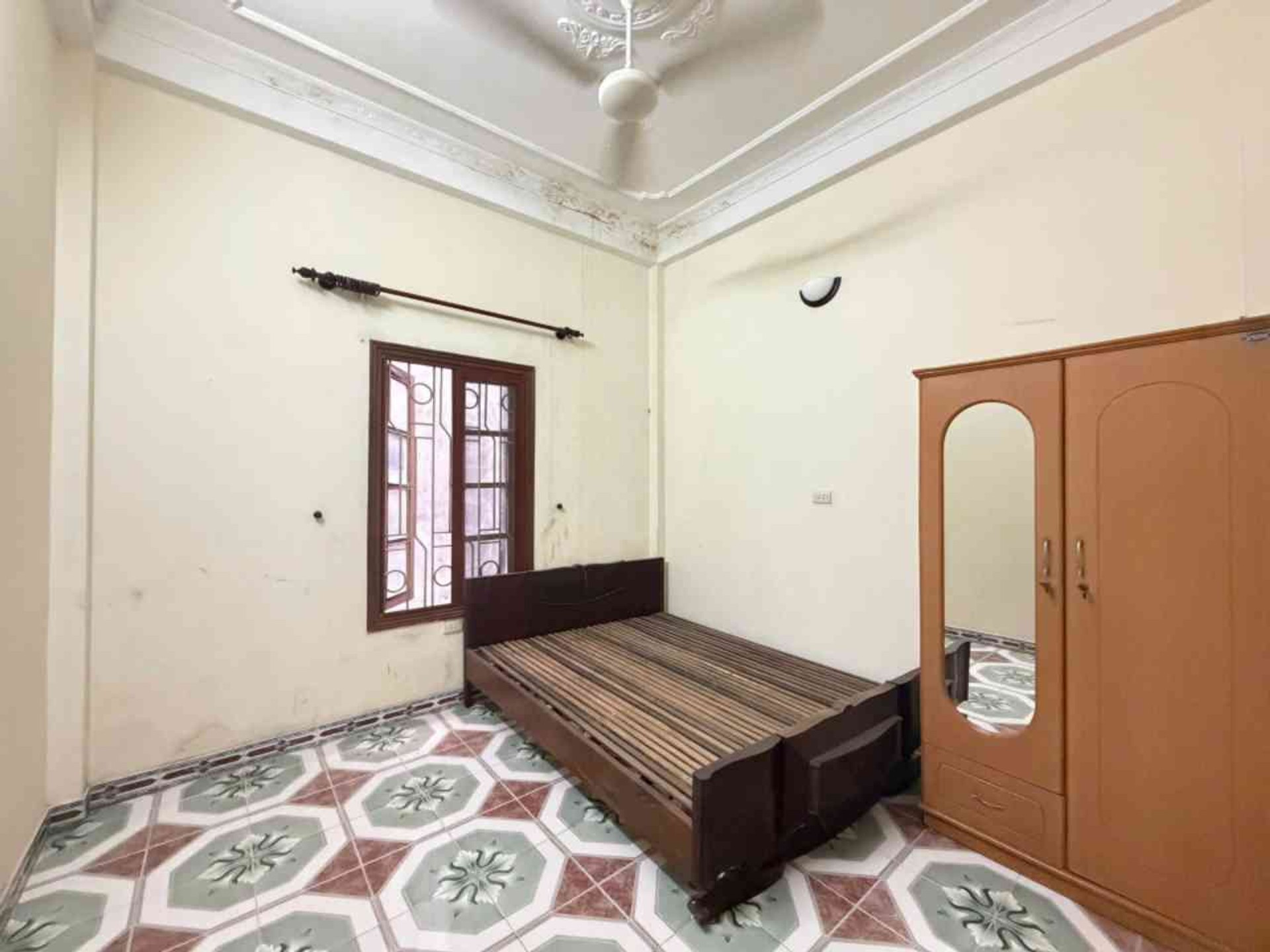 Nhà 5 tầng gần ô tô, Khương Trung, 47m2, giá hợp lý