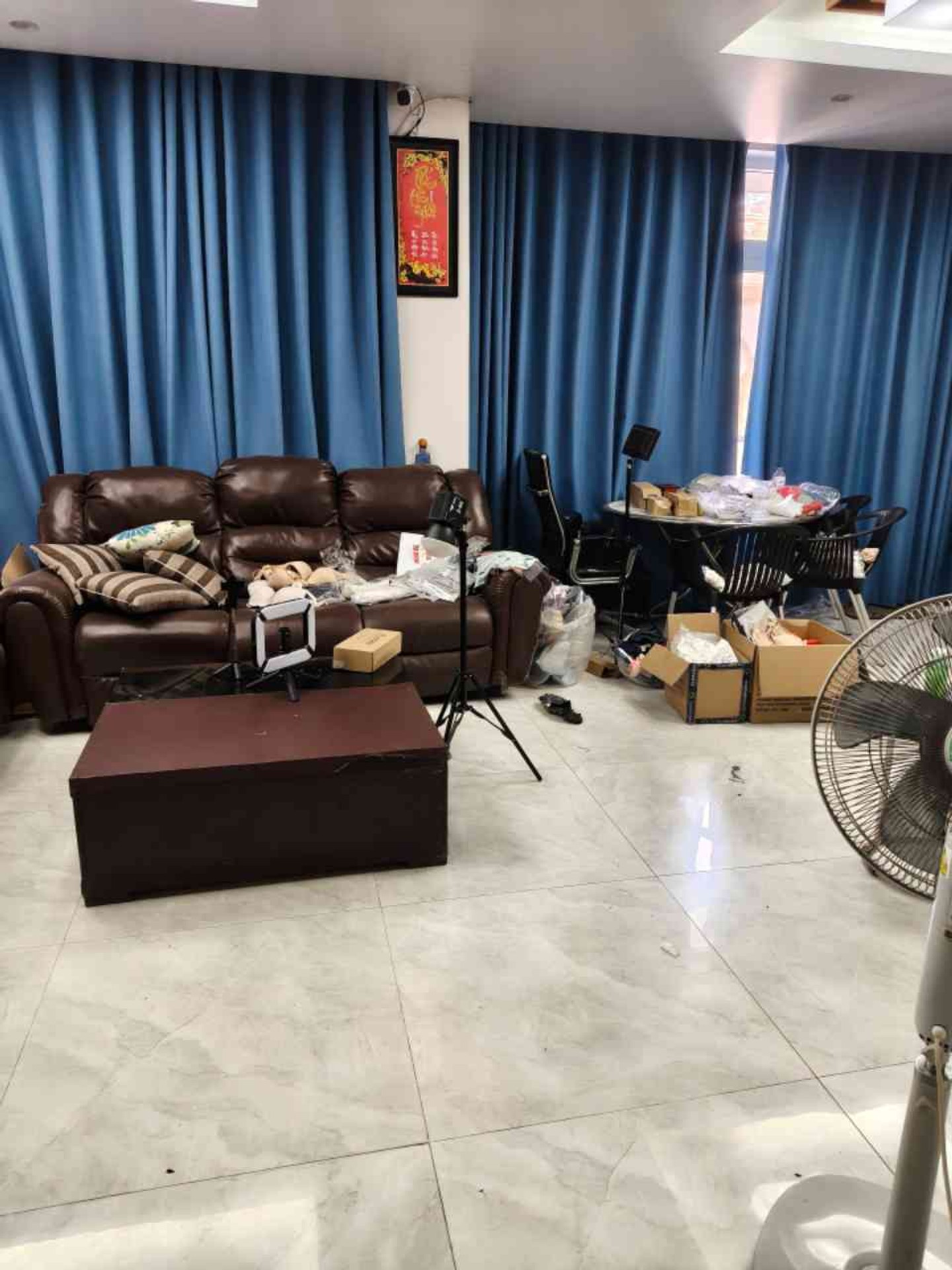 Nhà rộng ngay góc chợ Kim Biên, quận 5