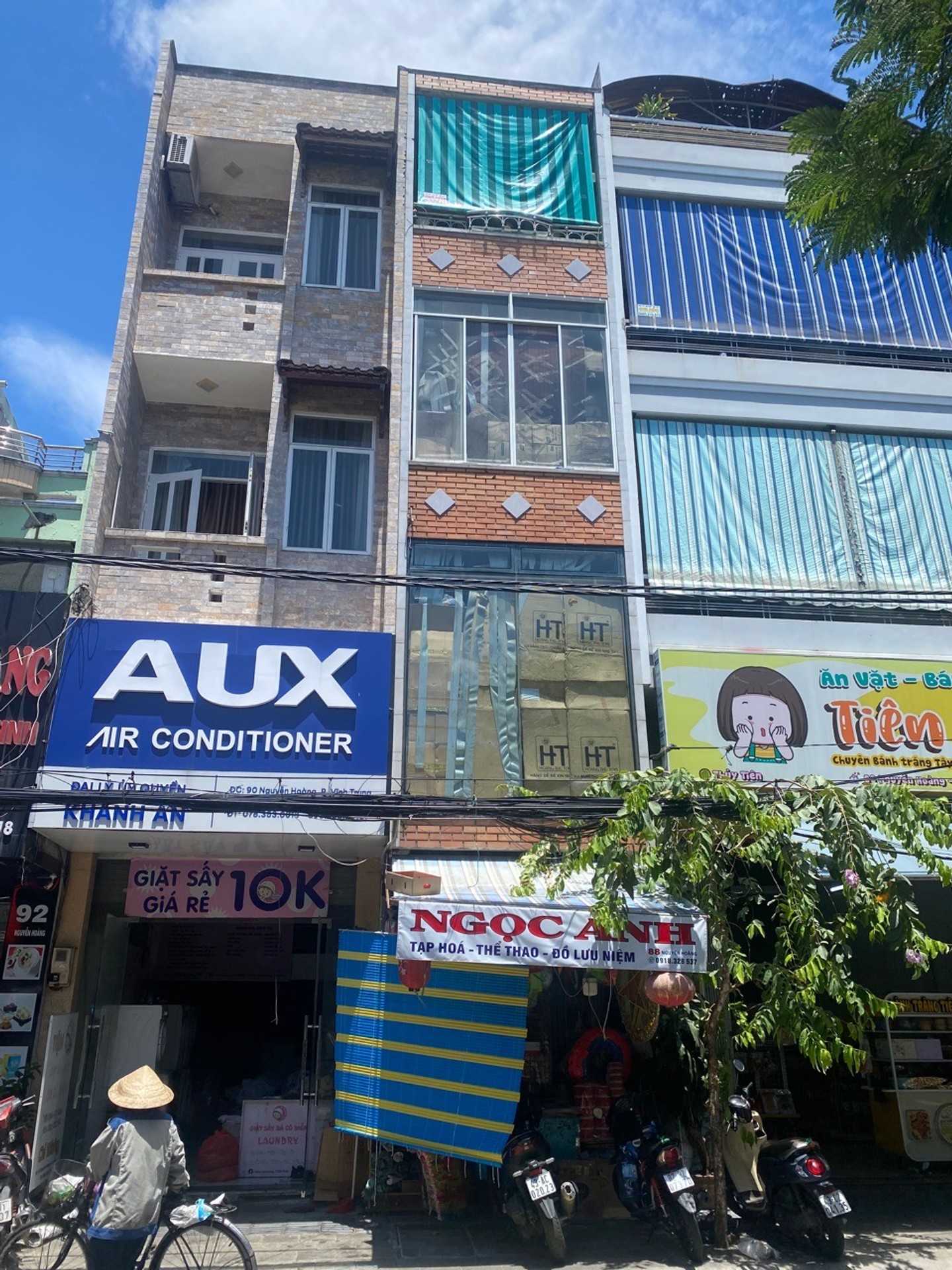 Nhà mặt phố Nguyễn Hoàng - Đầu tư kinh doanh đỉnh cao