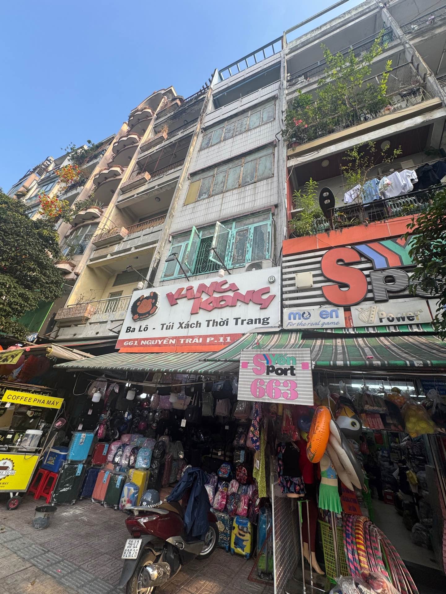 Nhà mặt phố sầm uất Quận 5, kinh doanh cực đỉnh