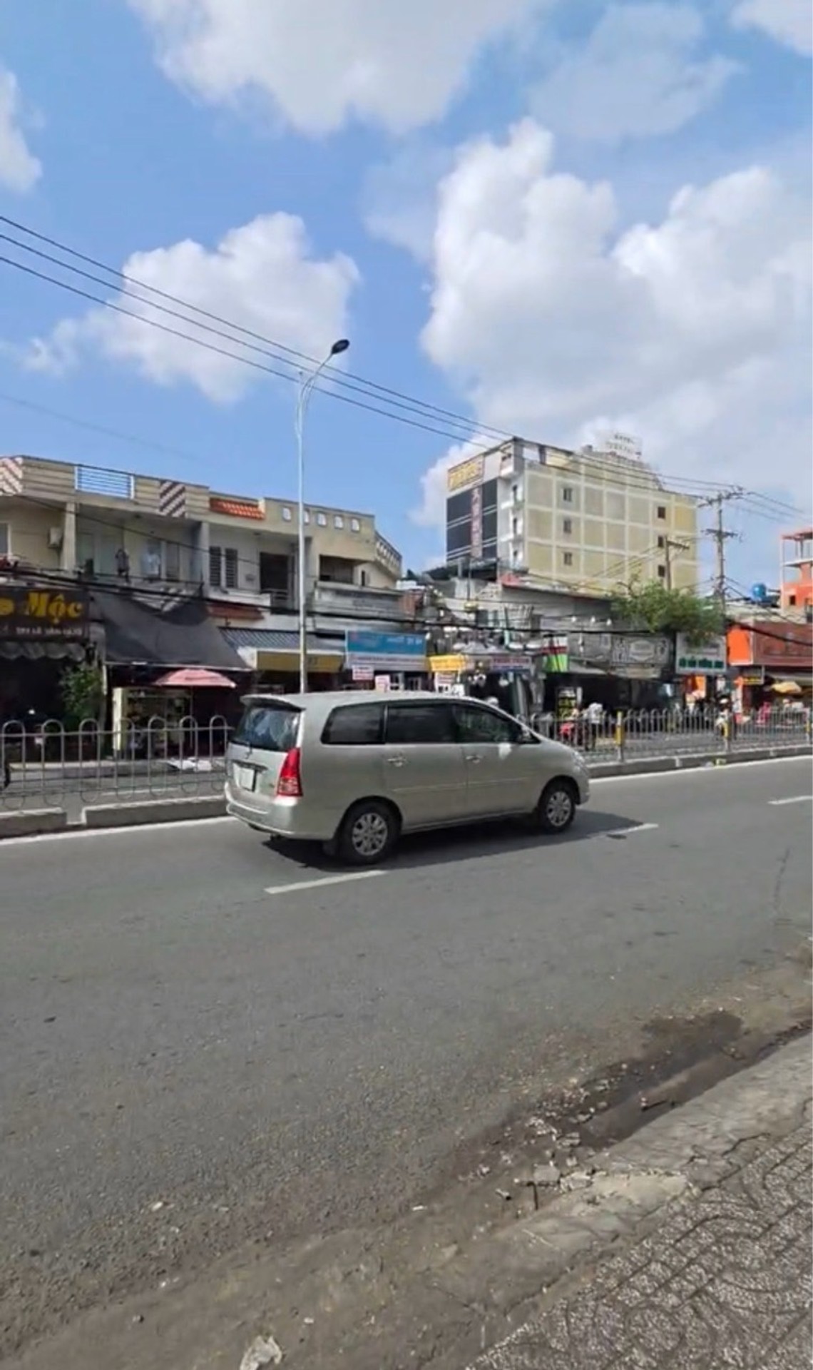 Cơ hội sở hữu nhà mặt phố siêu lợi nhuận tại 4 Xã, diện tích lớn, dòng tiền ổn định