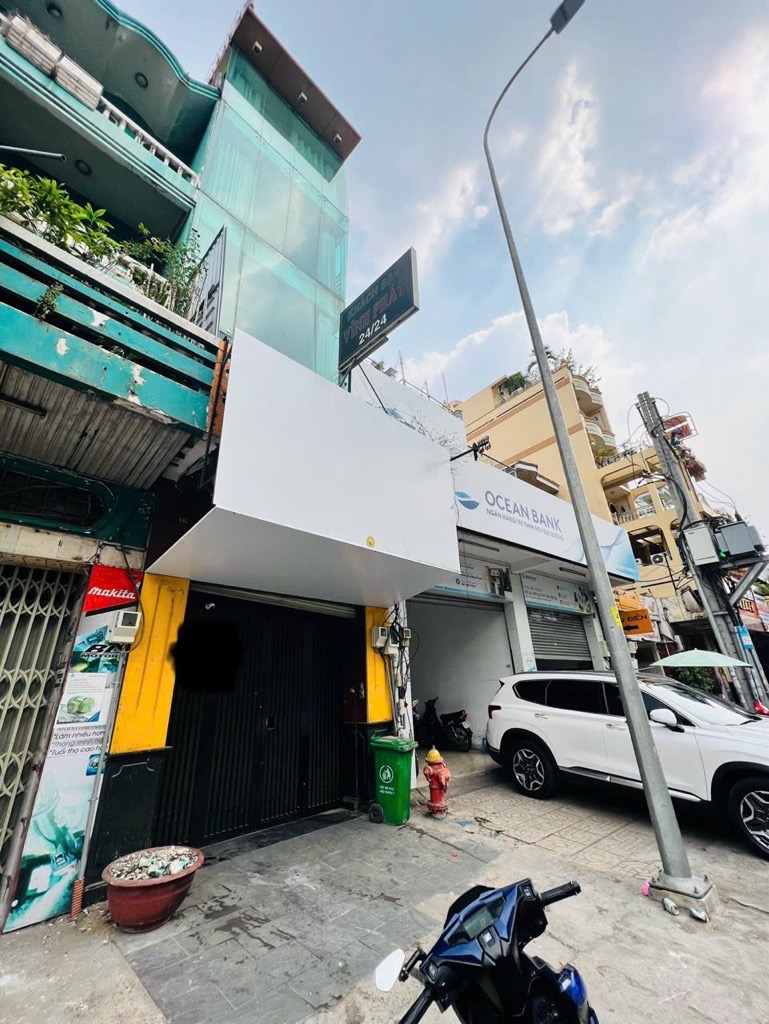 Nhà mặt phố Lạc Long Quân – Đầu tư sinh lời cực chất