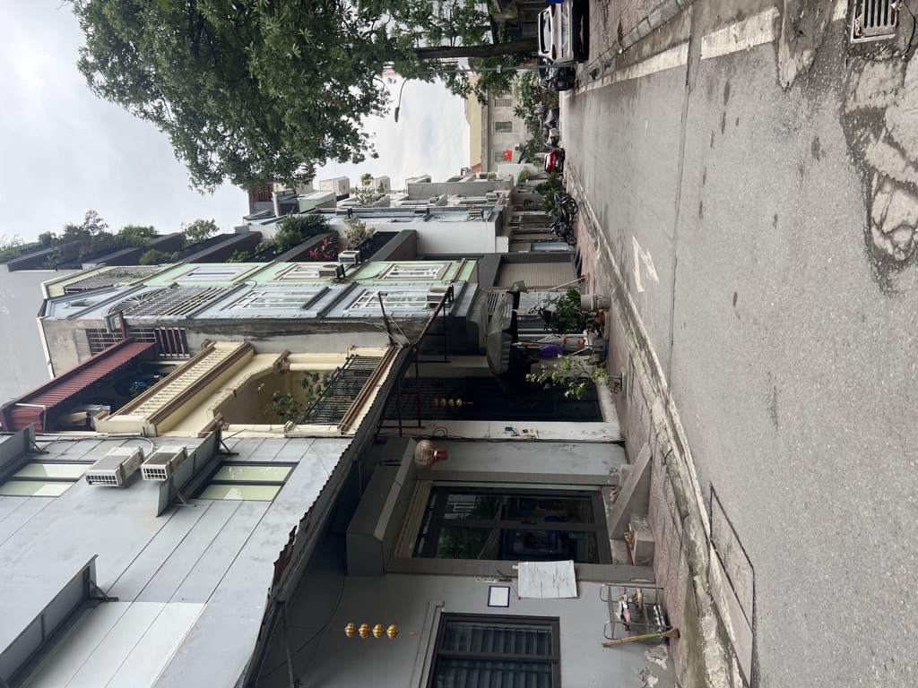 Bán nhà phân lô QĐ 5 tầng tại Tư Đình, Long Biên với thiết kế hiện đại và vị trí đắc địa