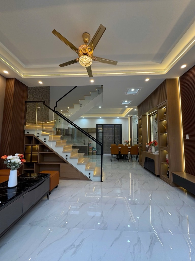 Nhà mới đẹp, full nội thất ngay Bình Trị Đông - Giá sốc giảm sâu