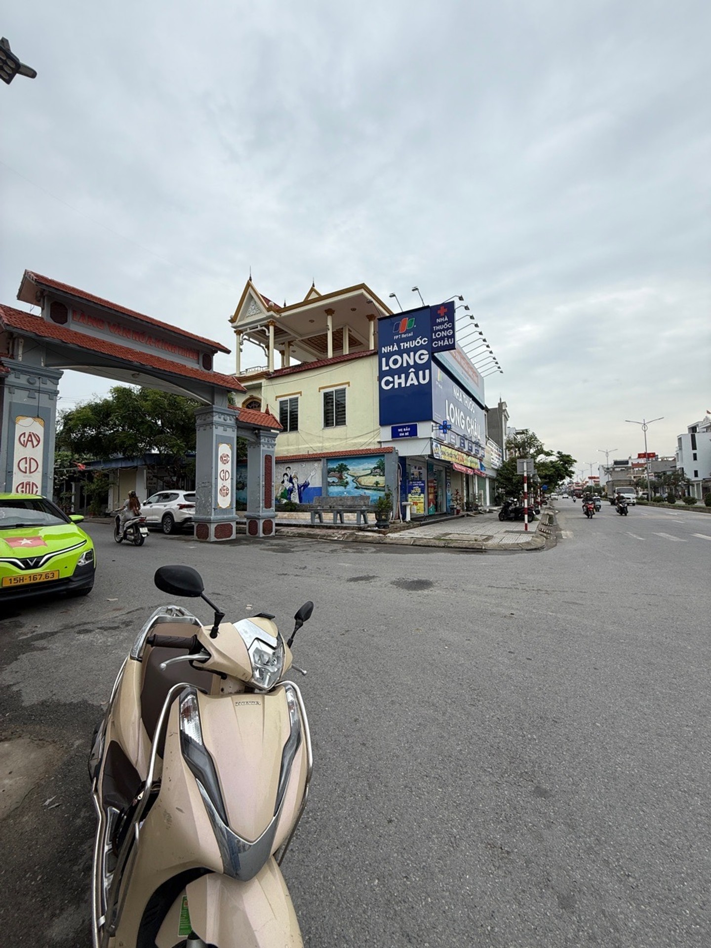 Đất mặt tiền rộng view công viên tại khu đấu giá tổ dân phố Tây - Hòa Bình