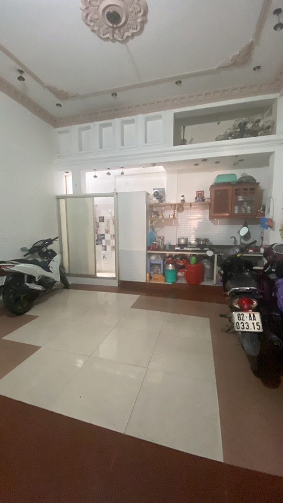 Nhà 4 tầng mặt tiền 10m bán tại Bình Thạnh, giá 9,5 tỷ thương lượng
