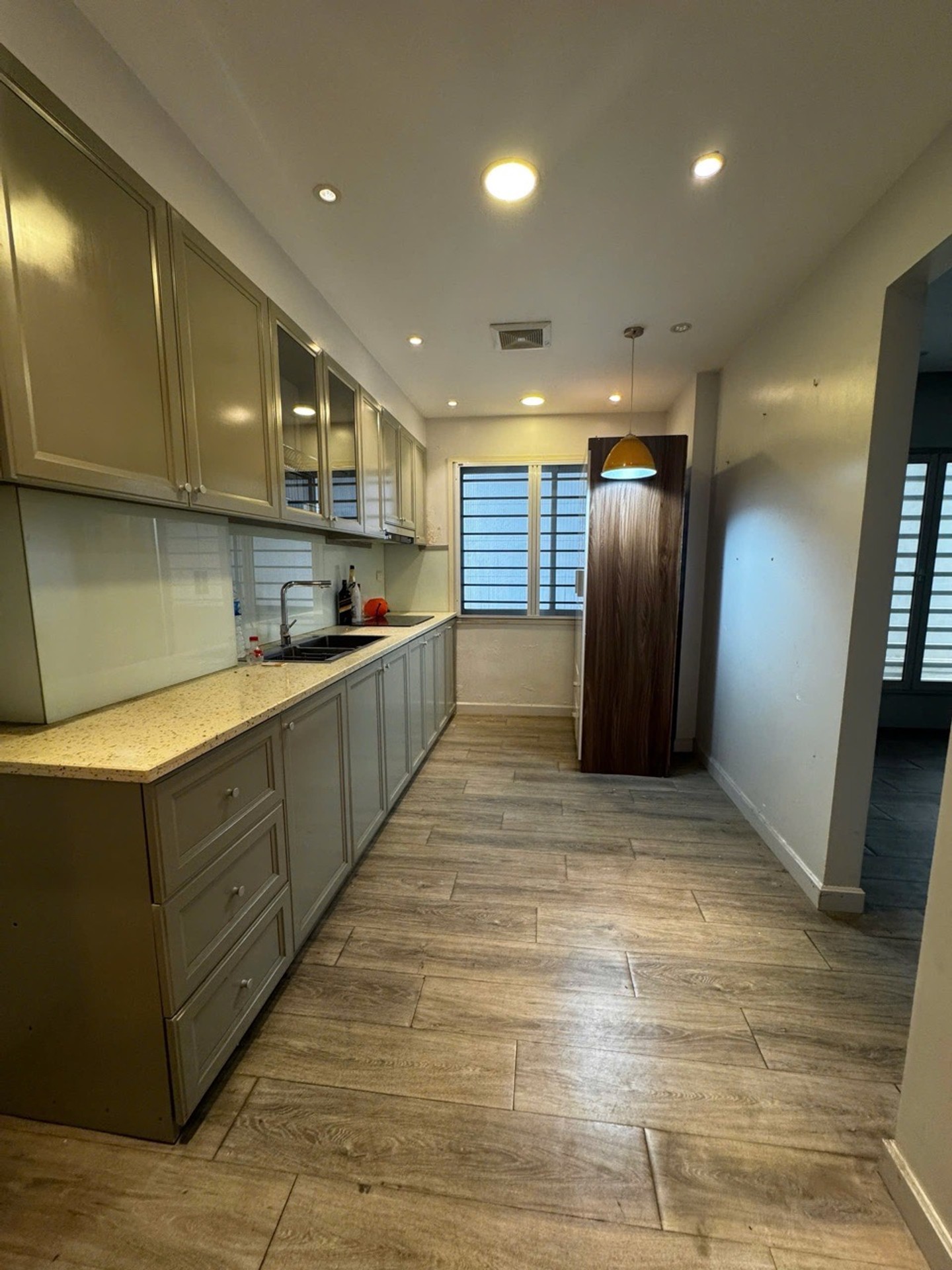 Bán nhà lô góc 5 tầng thoáng mát tại Ba Đình, diện tích 57m²