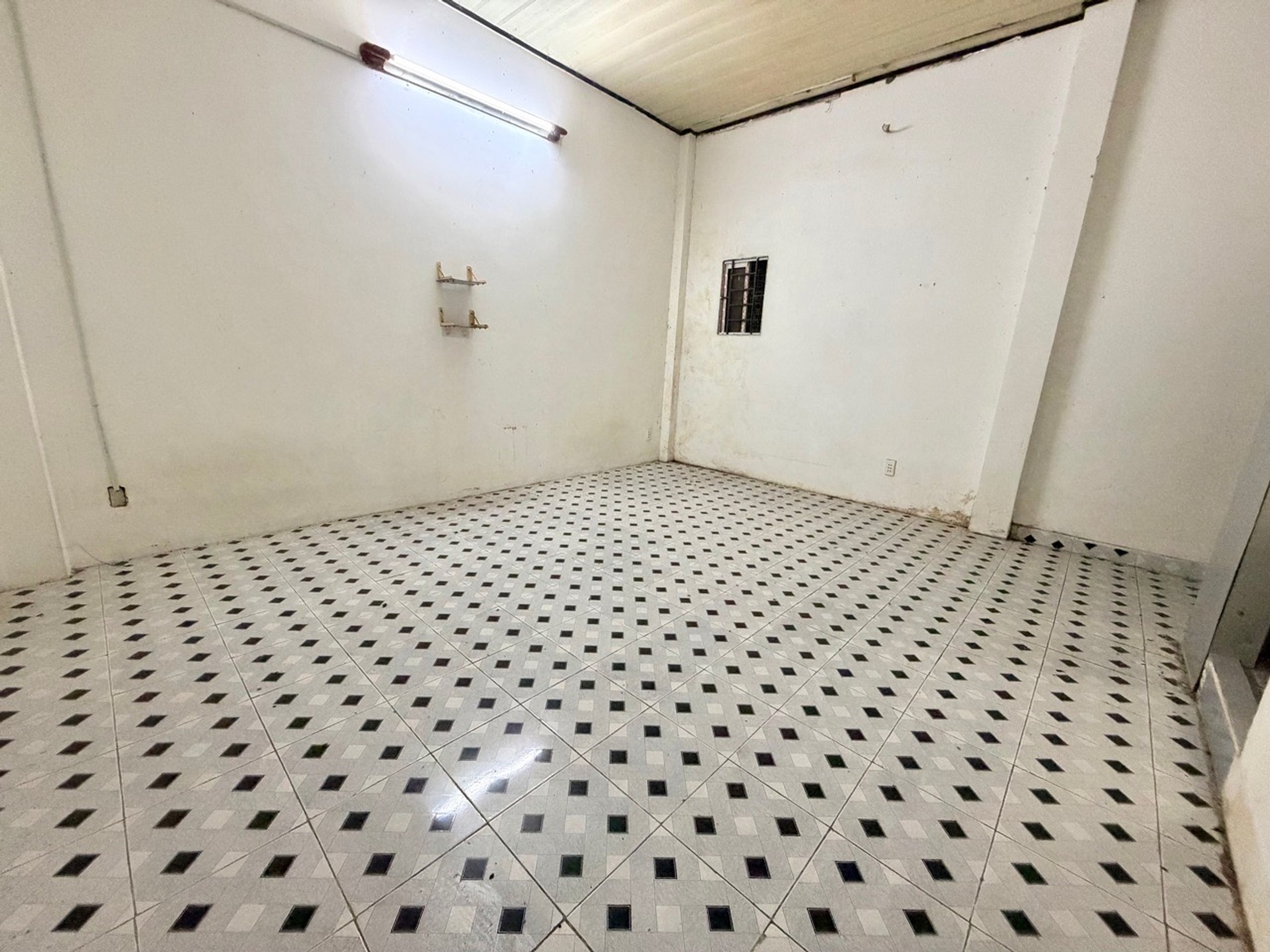 Bán nhà riêng 2 tầng 64m2 tại phường 13 Bình Thạnh giá tốt