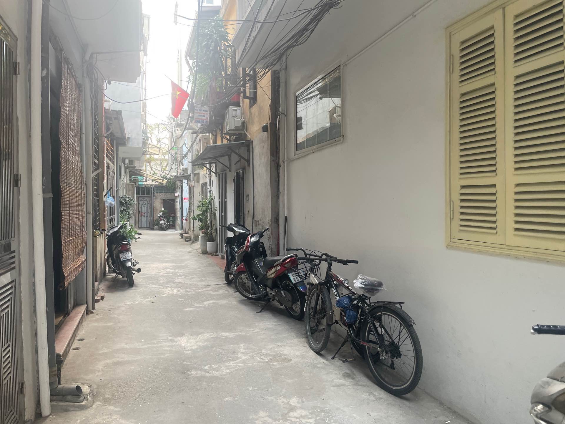 Bán nhà riêng 4 tầng tại Đức Giang long biên HN ngõ thông, ô tô nhỏ qua, diện tích 54.9 m2