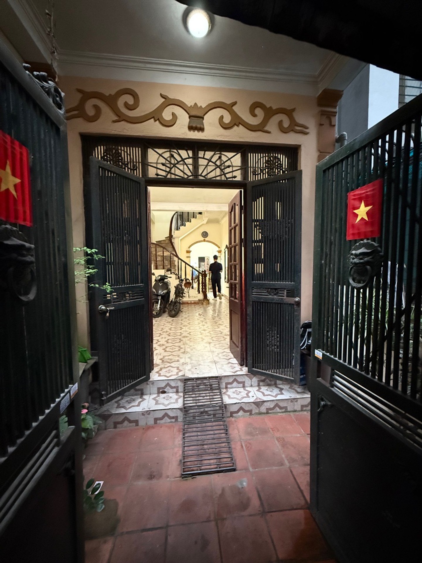 Nhà Xinh 4PN Giá Sốc Cạnh Phố Thái Thịnh