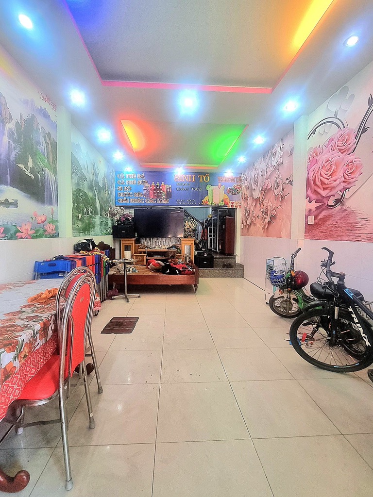 Bán nhà phố 3 tầng mặt tiền 4m tại khu tái định cư Sóng Thần, Dĩ An