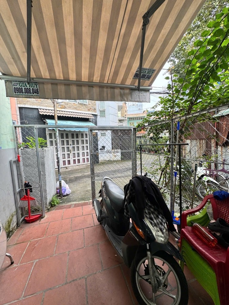 Nhà nhỏ xinh hẻm xe tải trung tâm Quận 11