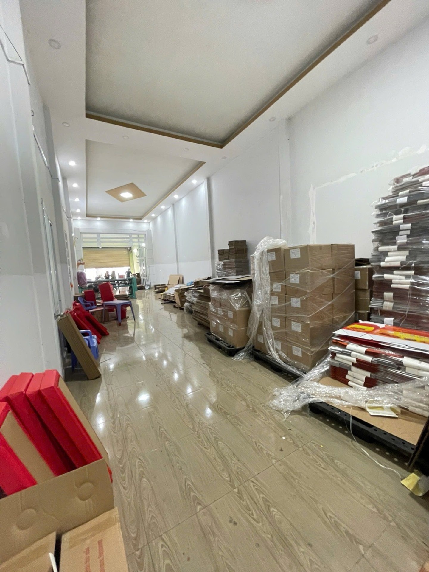 NHÀ HẺM XE TẢI SÁT ĐƯỜNG SỐ 1 KDC VĨNH LỘC BÌNH TÂN - 191.7M2 (6X32M) - GIÁ NHỈNH 7,2 TỶ